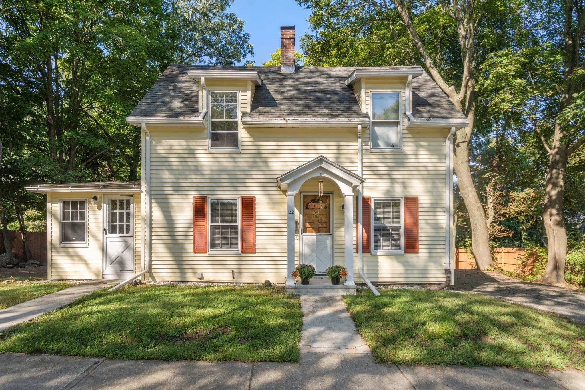 32 Elm Street, Hudson MA 01749