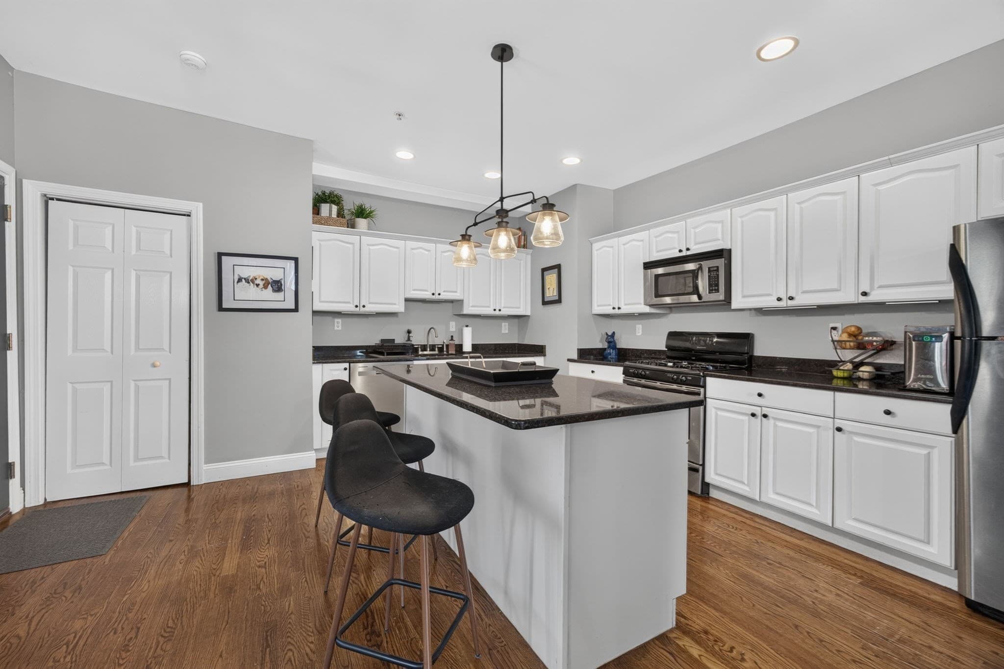 Condominium at 131 Derby St # 1R, Salem MA 01970, Salem, photo 10 of 41