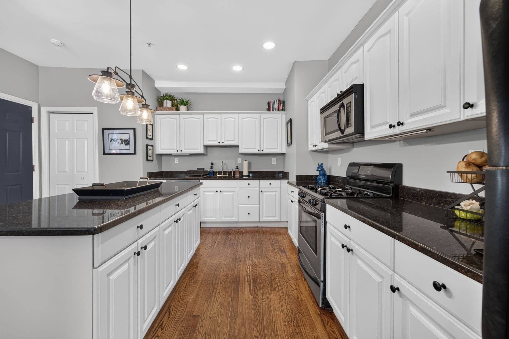 Condominium at 131 Derby St # 1R, Salem MA 01970, Salem, photo 8 of 41