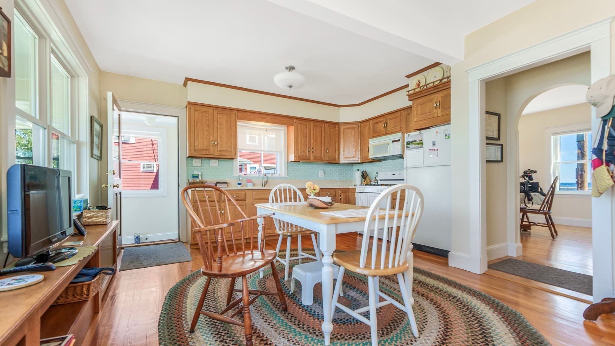 Single Family Residence at 807 Shirley St, Winthrop MA 02152, Winthrop, photo 12 of 30