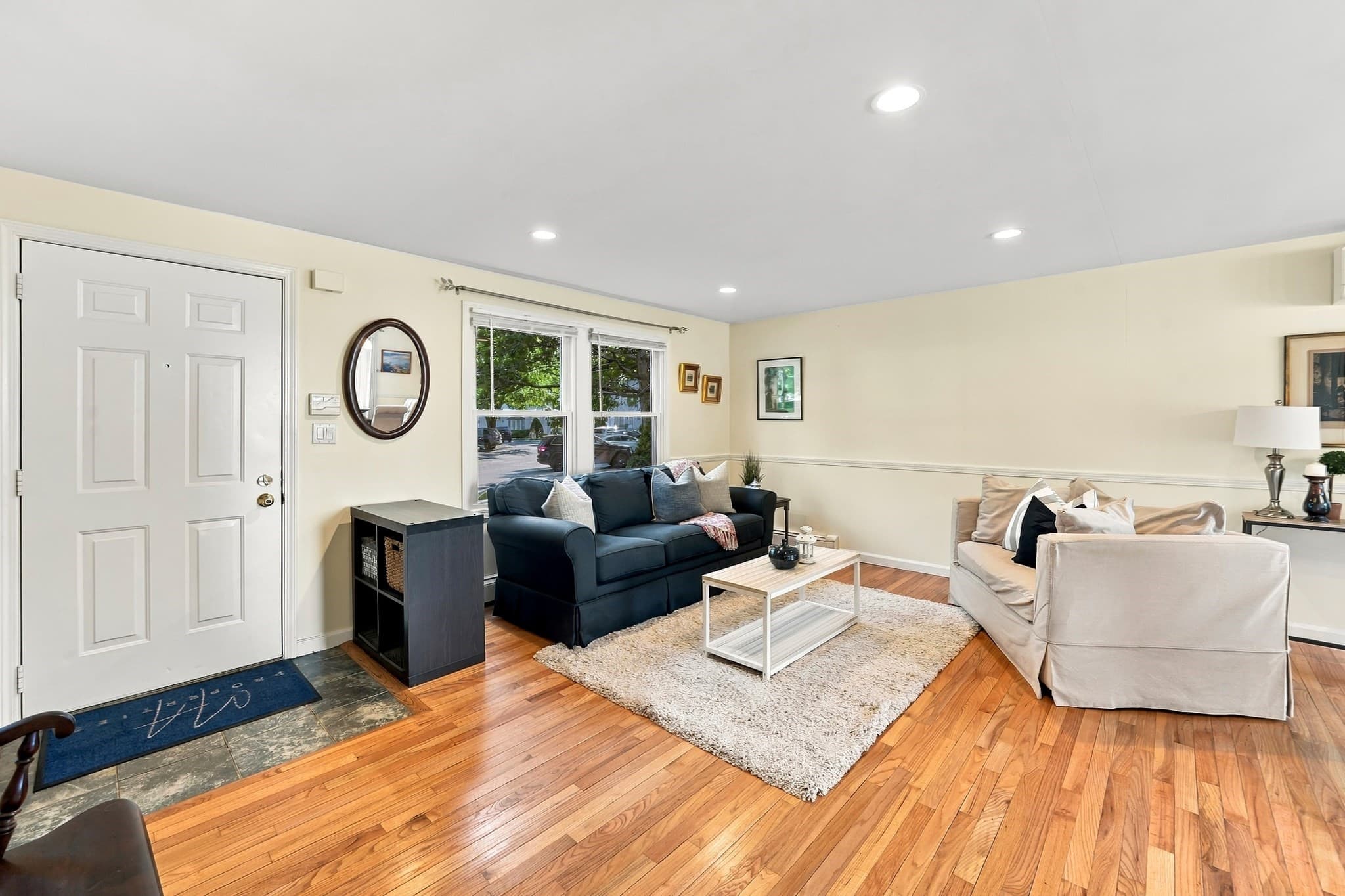 Condominium at 15 Northwoods Cir # 15, Woburn MA 01801, Woburn, photo 2 of 42