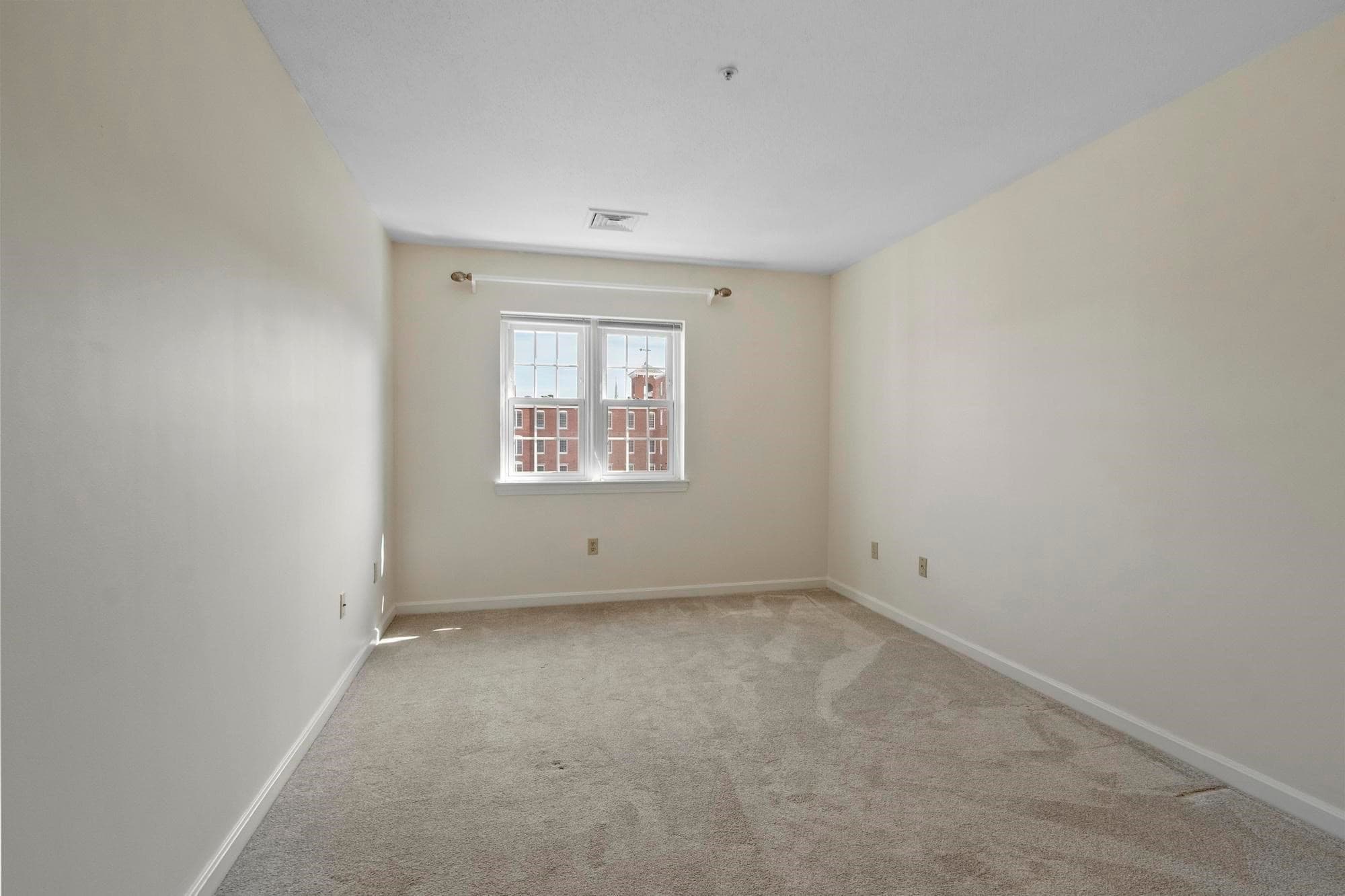 Condominium at 148 Main St # B534, North Andover MA 01845, North Andover, photo 23 of 41