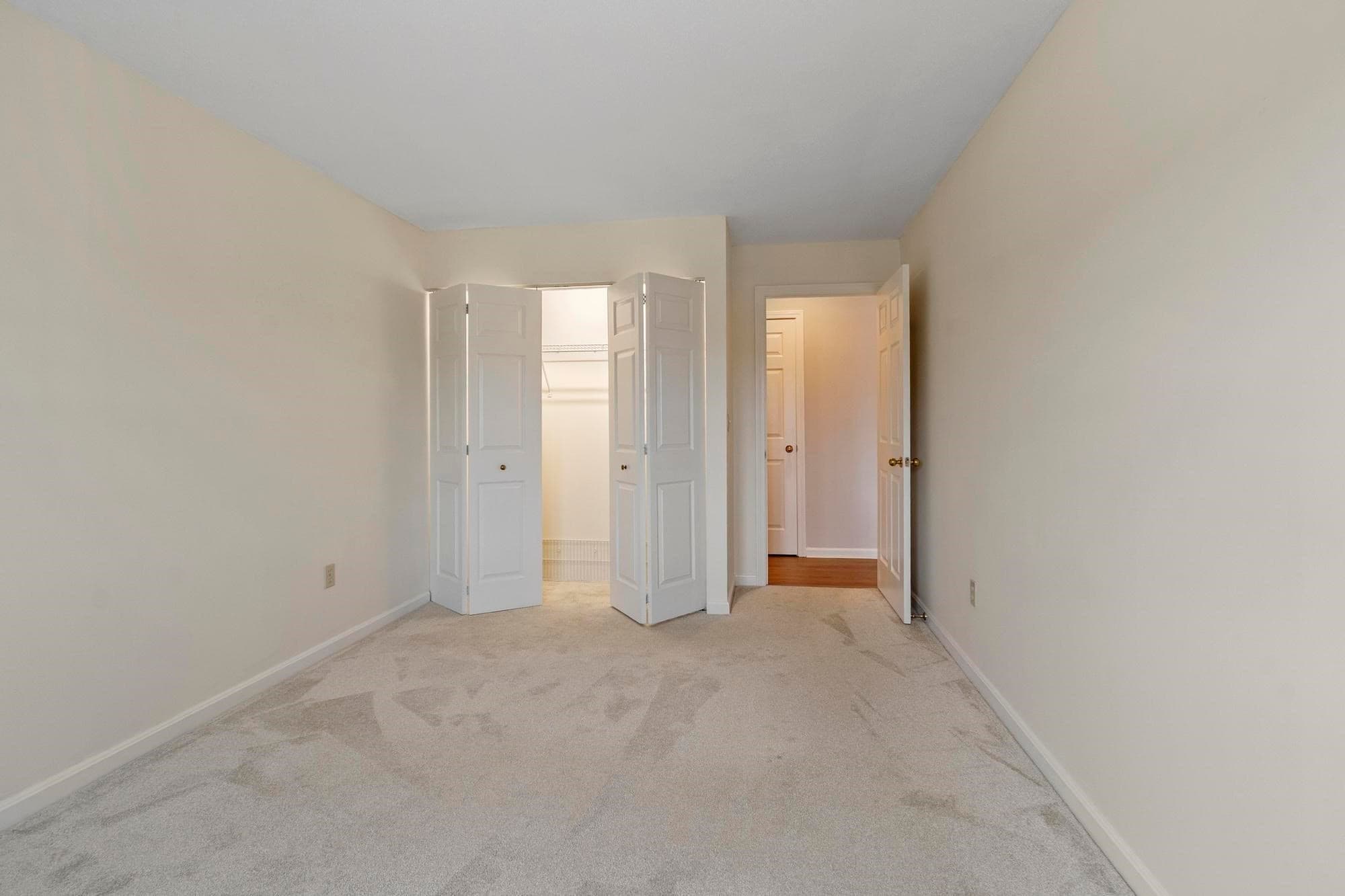 Condominium at 148 Main St # B534, North Andover MA 01845, North Andover, photo 22 of 41