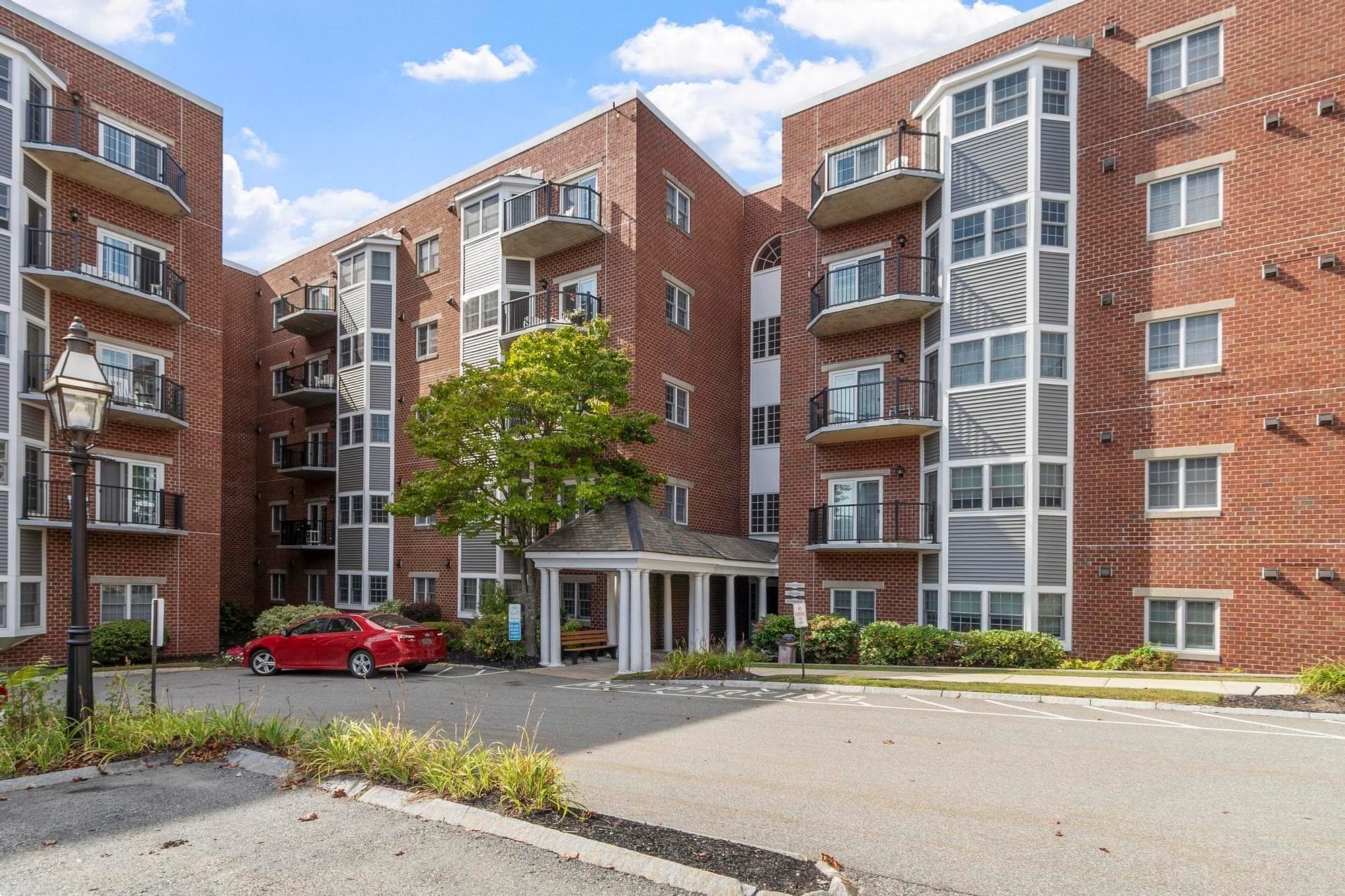 Condominium at 148 Main St # B534, North Andover MA 01845, North Andover, photo 31 of 41
