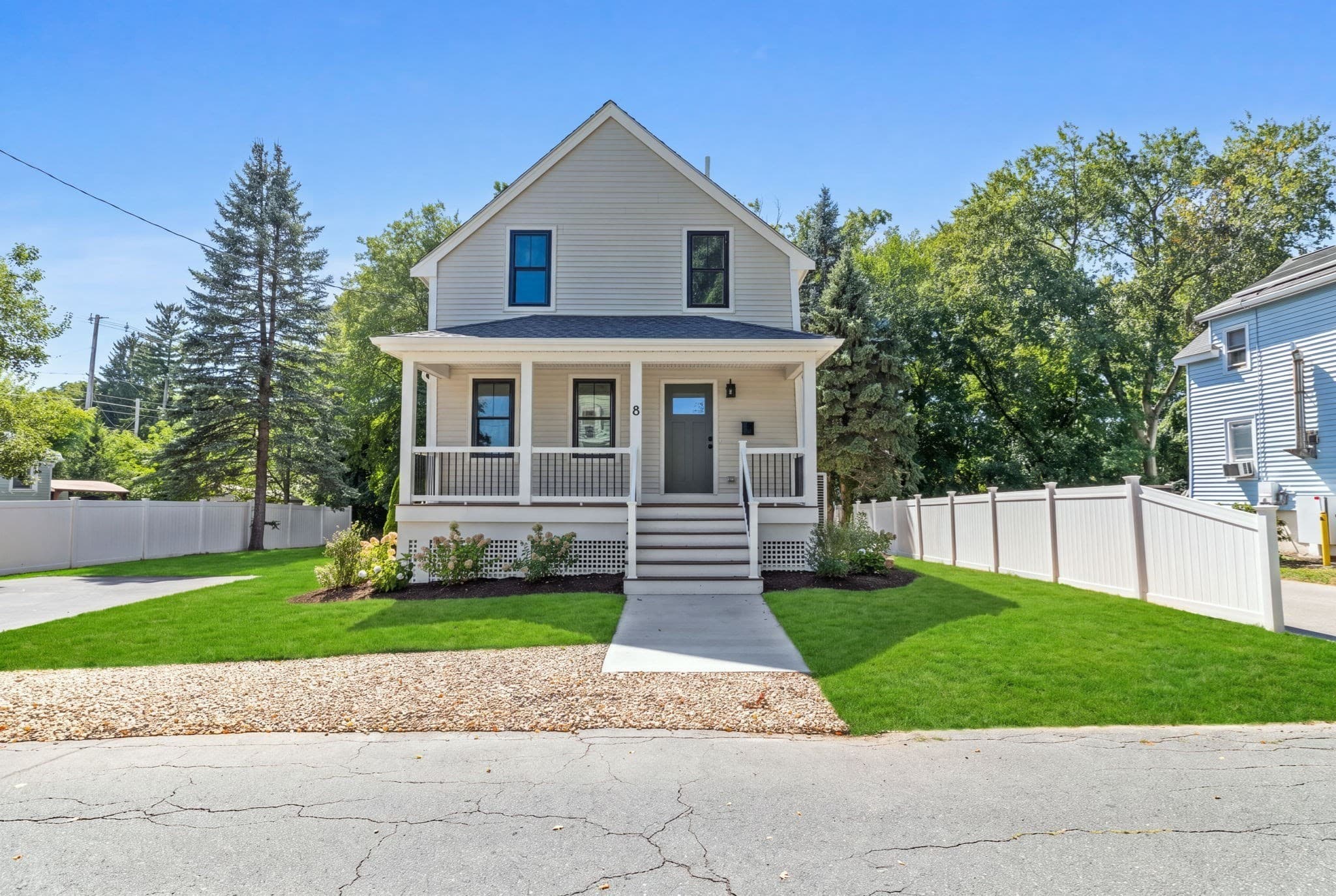 8 Rodman Rd, Ashland MA 01721