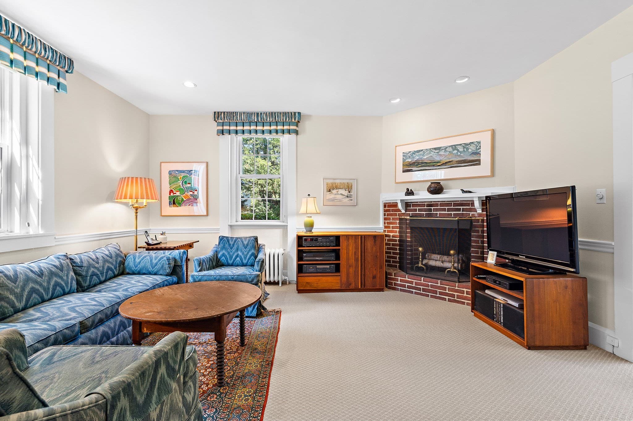 Single Family Residence at 8 Oakmount Circle, Lexington MA 02420, Lexington, photo 7 of 42
