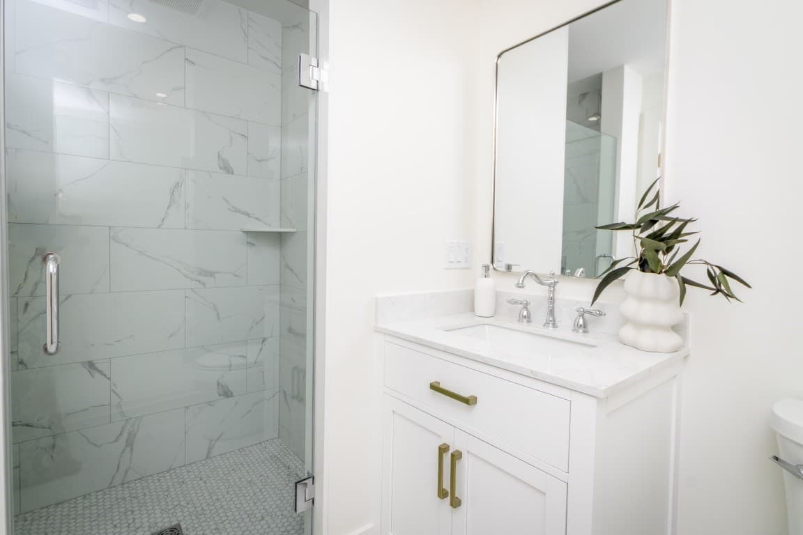 Condominium at 109 Lake View Ave # 109, Cambridge MA 02138, Cambridge, photo 29 of 40