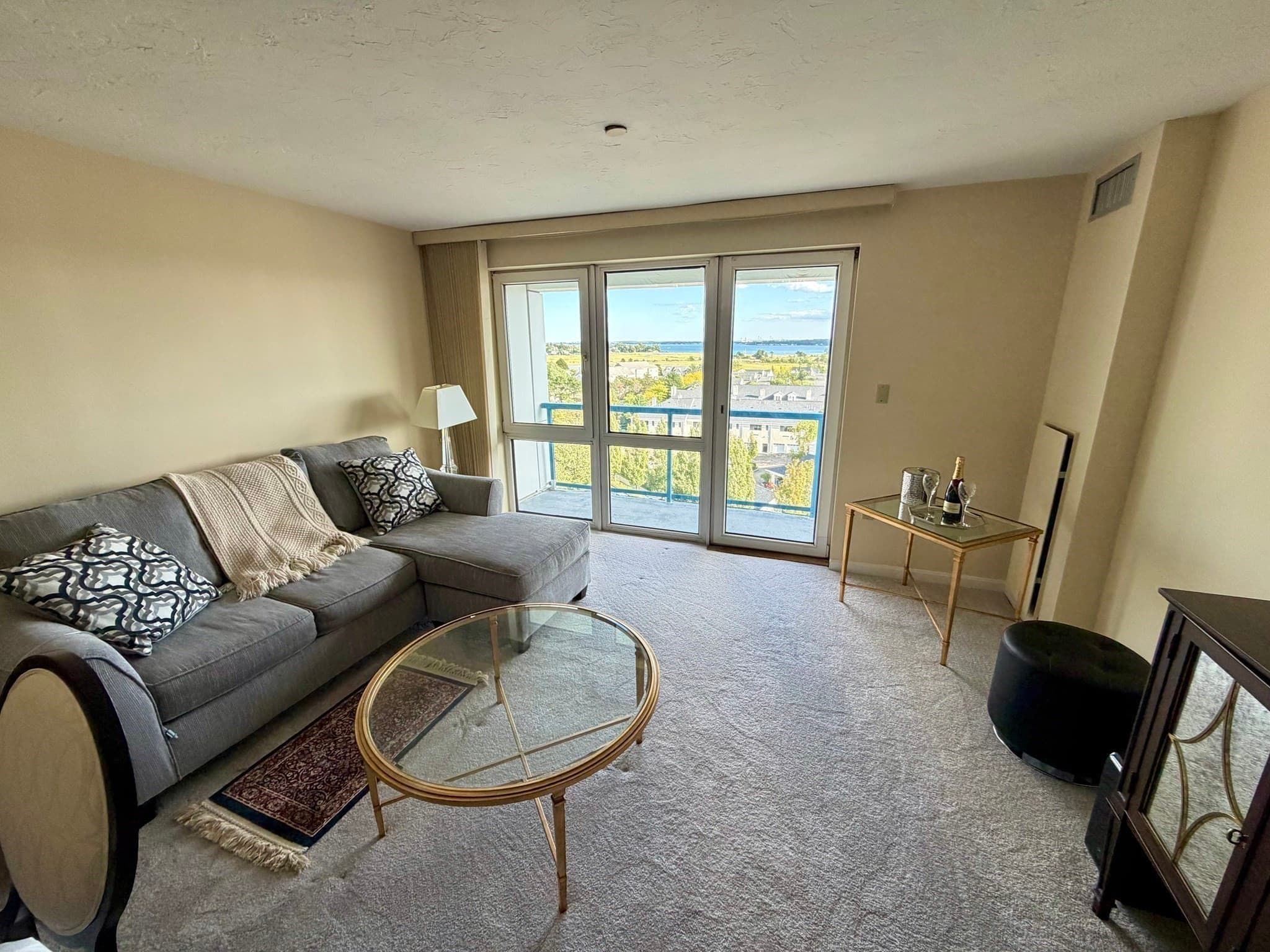 Condominium at 2001 Marina Dr # 712, Quincy MA 02171, Quincy, photo 15 of 33