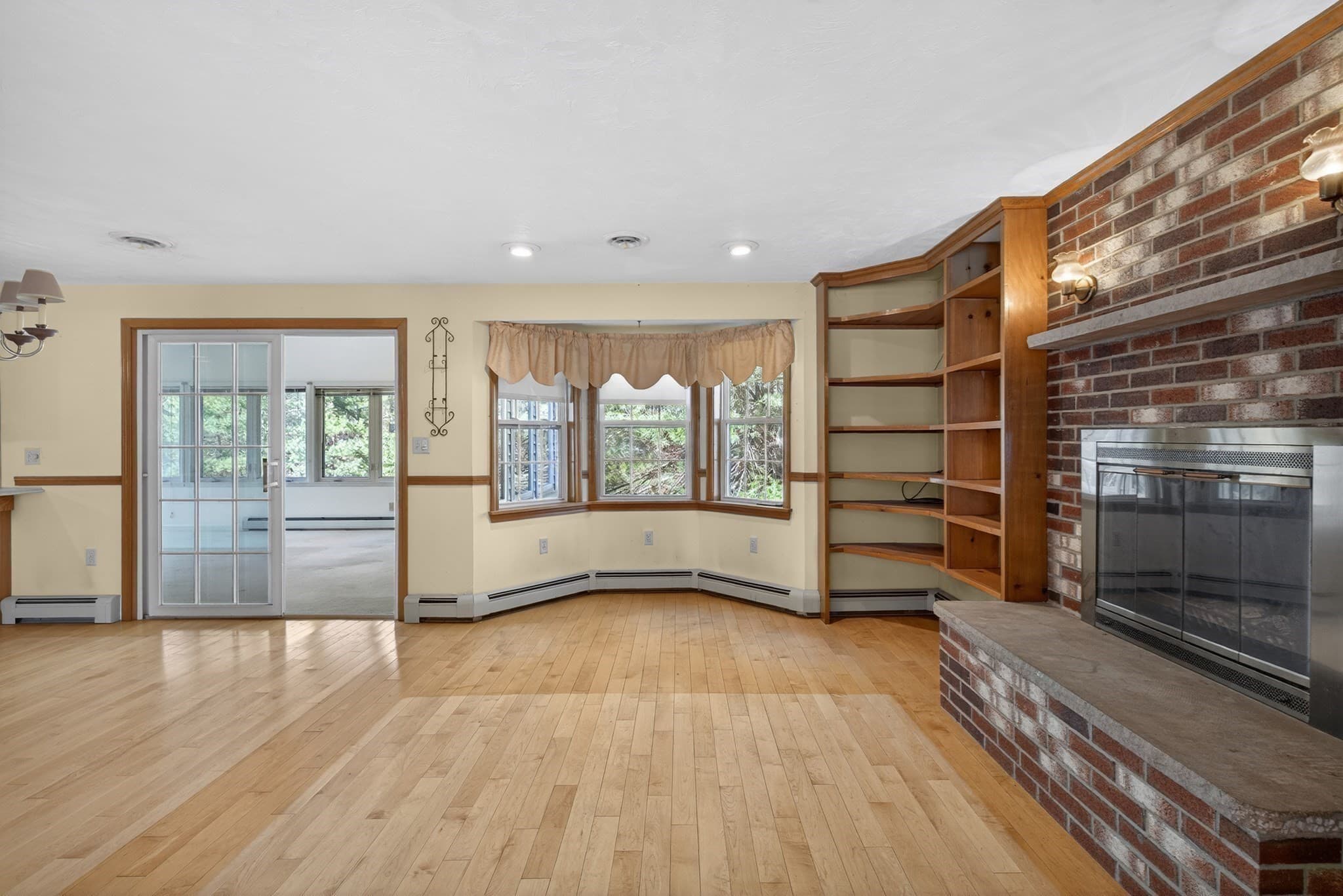 Single Family Residence at 532 Hill St, Raynham MA 02767, Raynham, photo 11 of 31