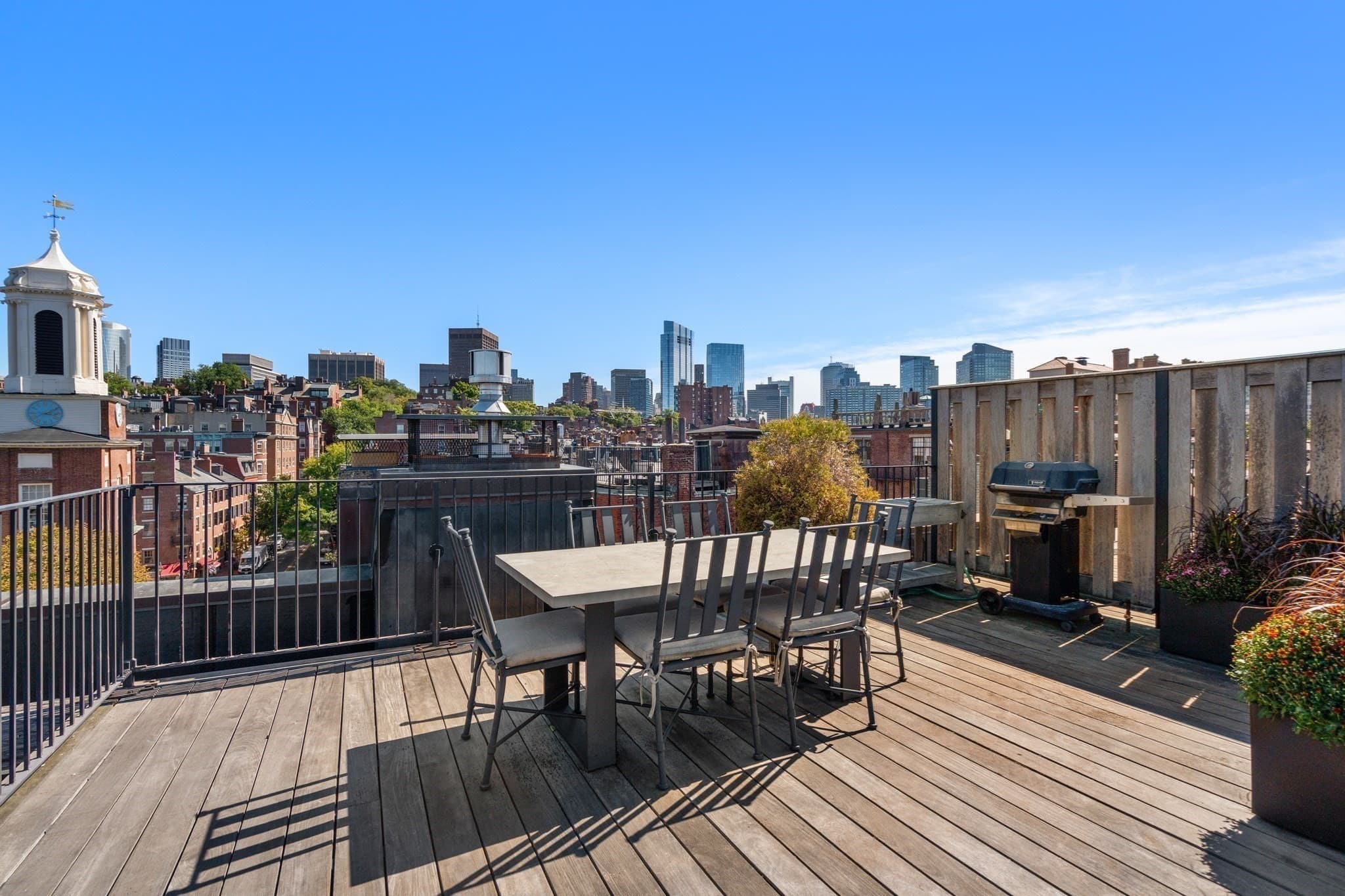 Condominium at 140 Mount Vernon PH, Boston MA 02108, Boston, photo 3 of 23