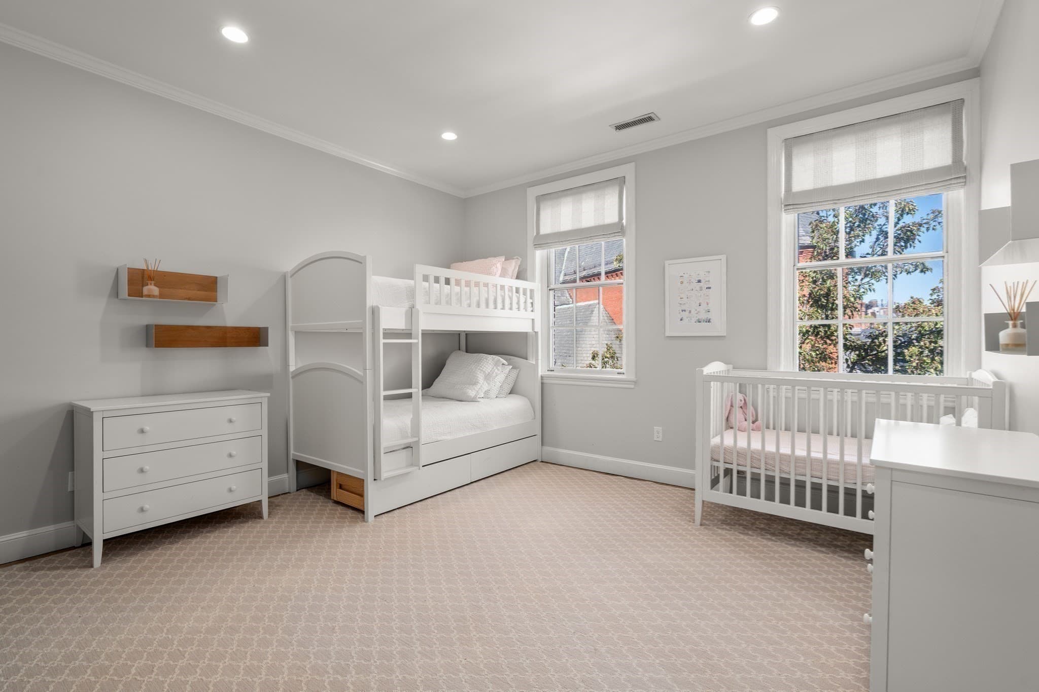 Condominium at 140 Mount Vernon PH, Boston MA 02108, Boston, photo 14 of 23