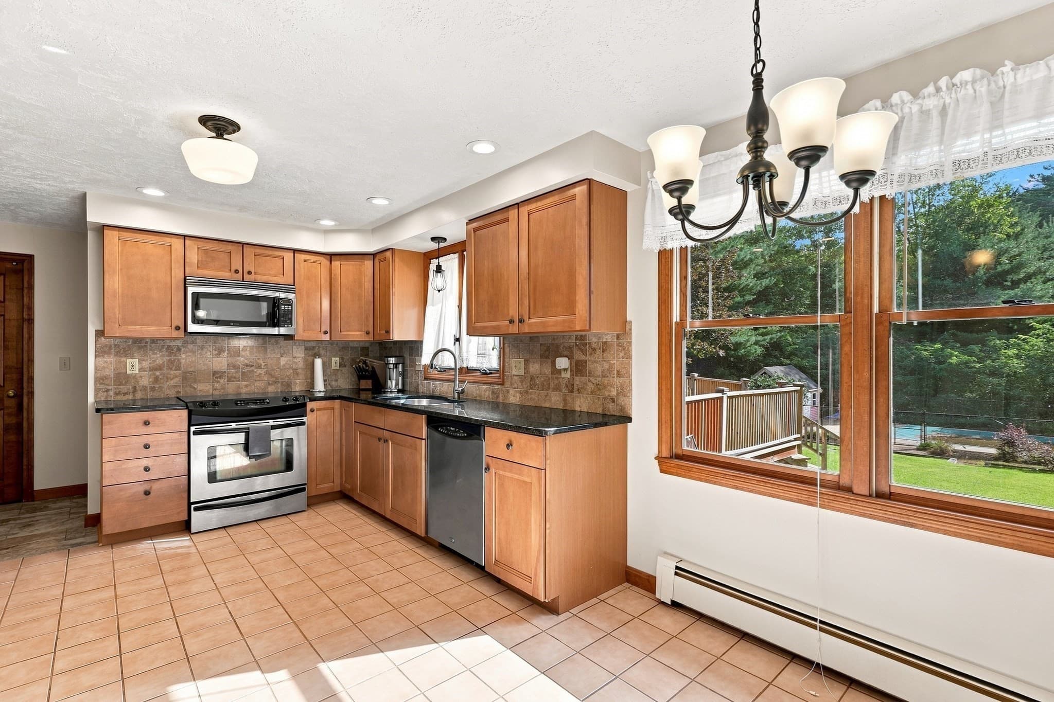 Single Family Residence at 6 Laurel Road, Blackstone MA 01504, Blackstone, photo 11 of 37