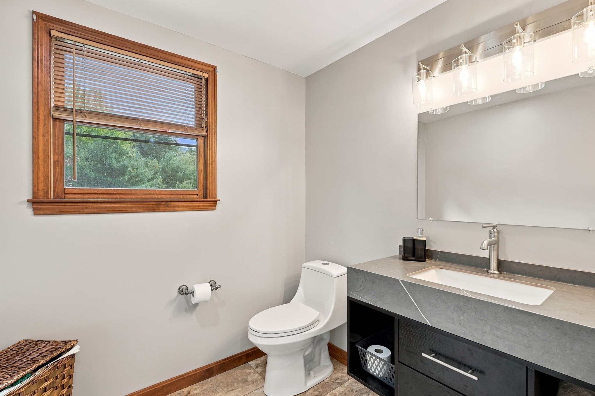 Single Family Residence at 6 Laurel Road, Blackstone MA 01504, Blackstone, photo 19 of 37
