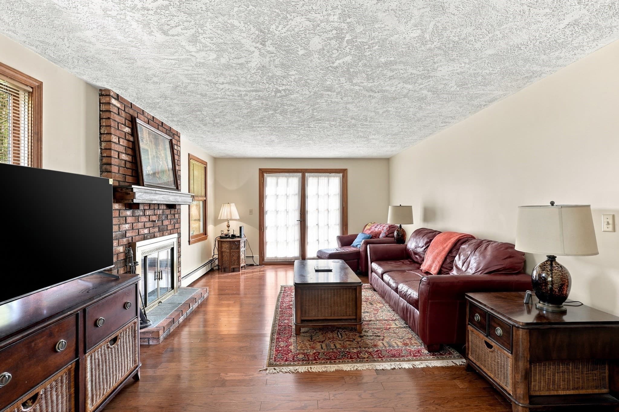 Single Family Residence at 6 Laurel Road, Blackstone MA 01504, Blackstone, photo 4 of 37