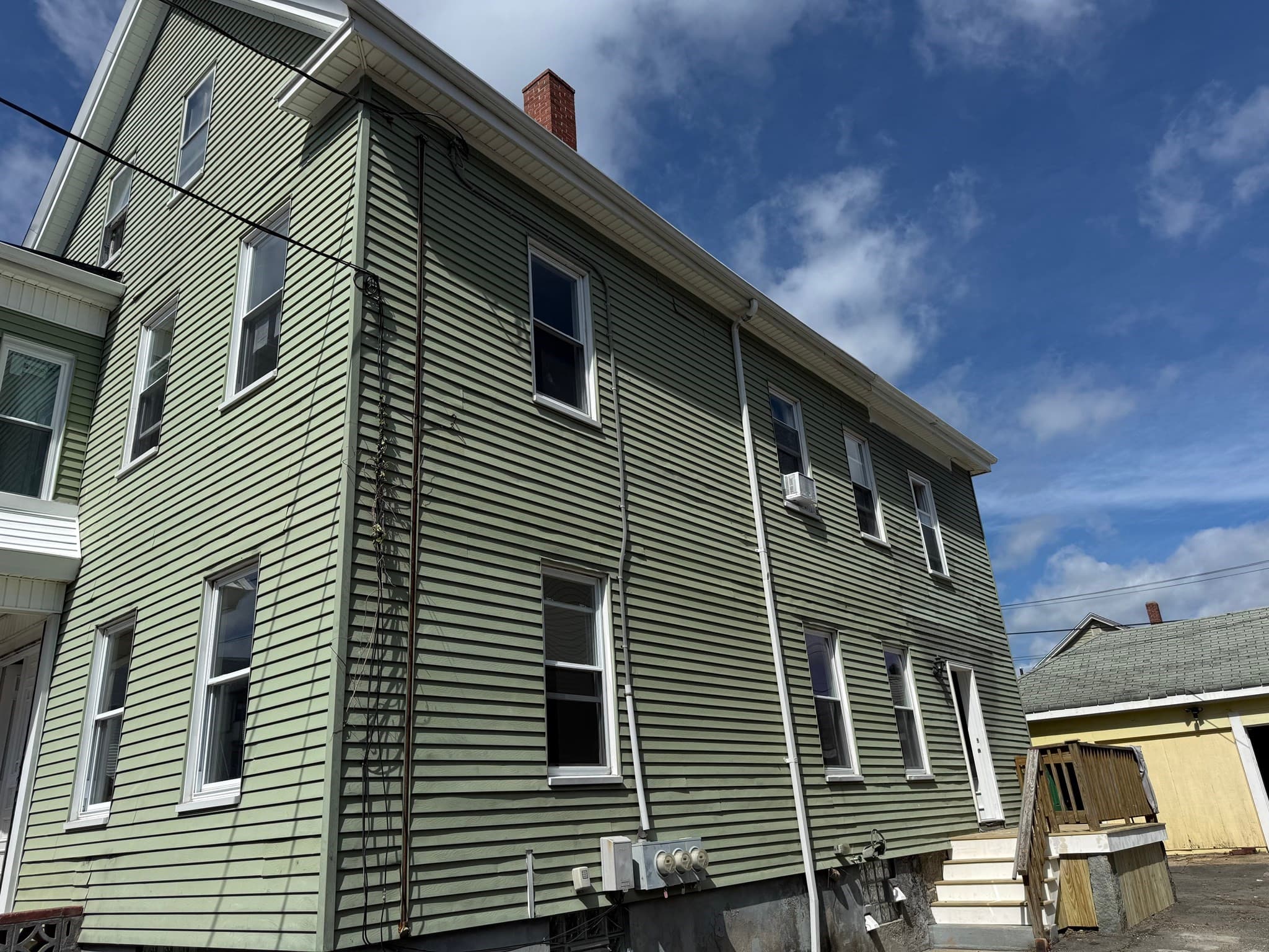 2 Family - 2 Units Up/Down at 515 Rivet St, New Bedford MA 02740, New Bedford, photo 5 of 21