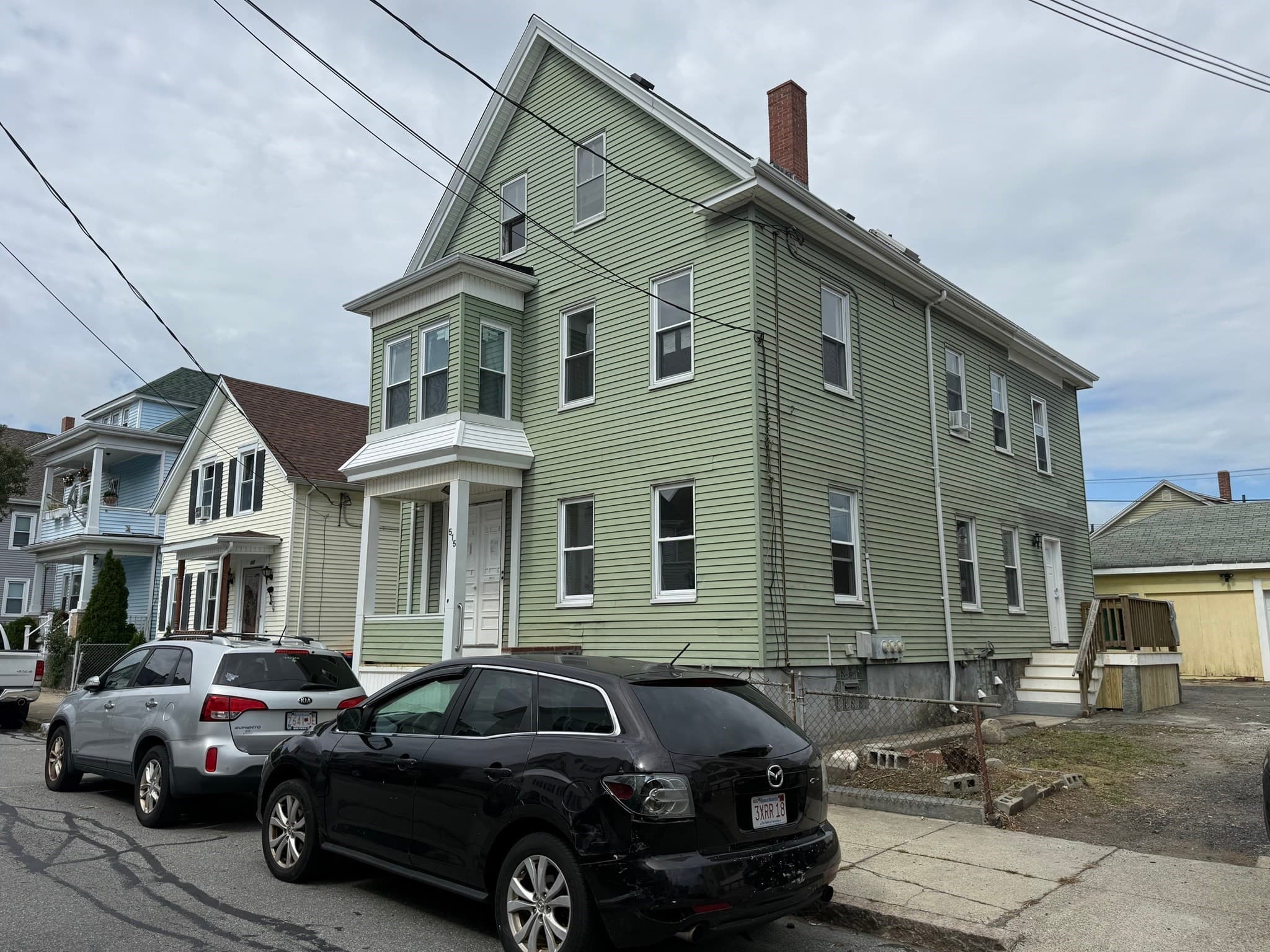 2 Family - 2 Units Up/Down at 515 Rivet St, New Bedford MA 02740, New Bedford, photo 4 of 21
