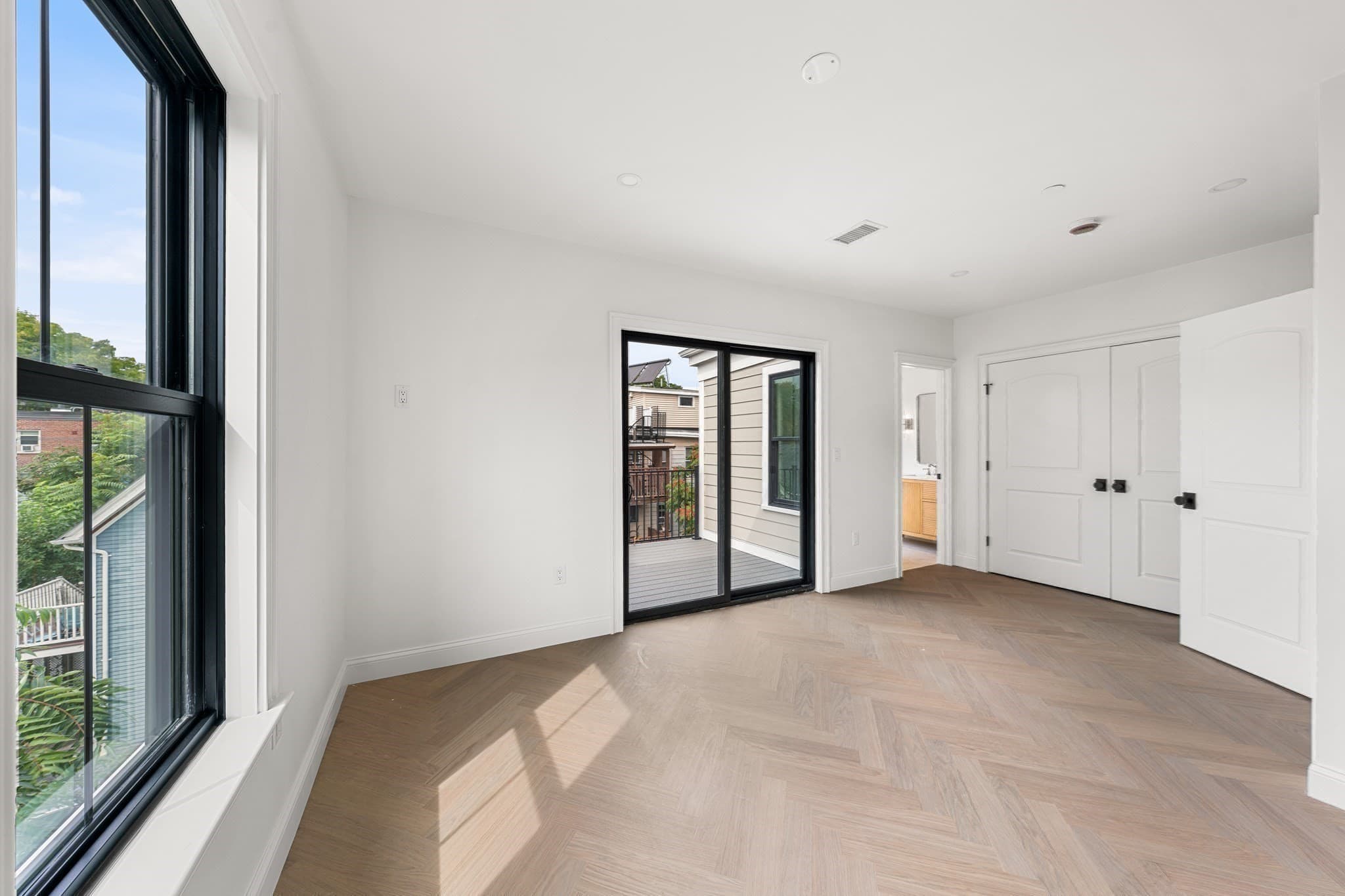 Condominium at 15 Hunting Street # 6, Cambridge MA 02141, Cambridge, photo 11 of 16
