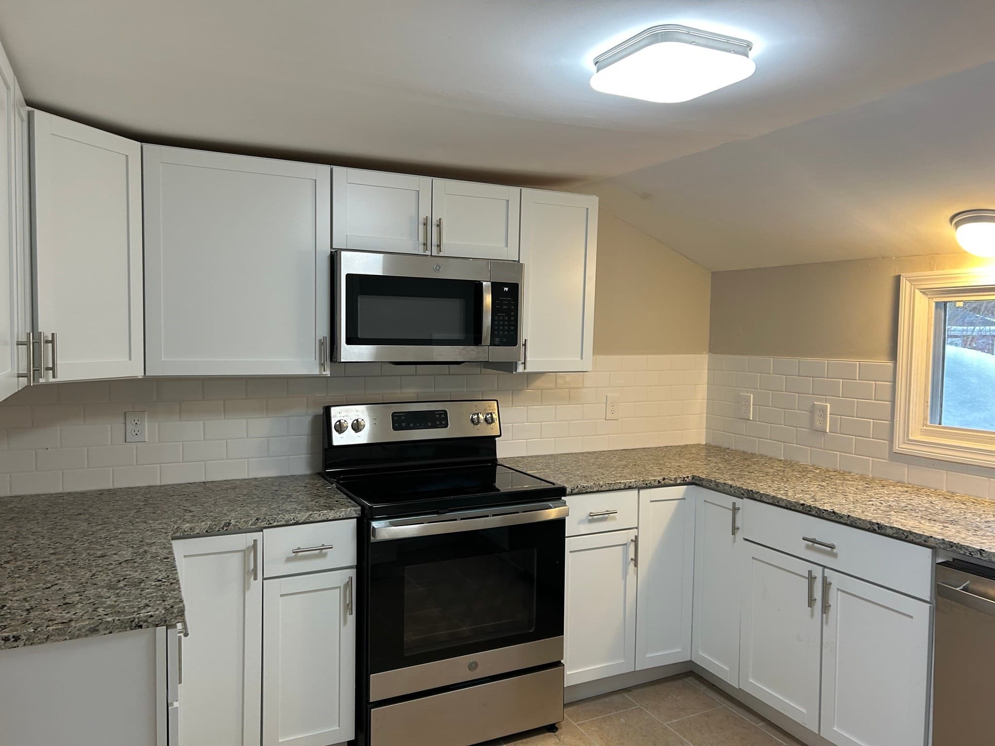 Single Family Residence at 16 Upton St, Hanson MA 02341, Hanson, photo 5 of 21