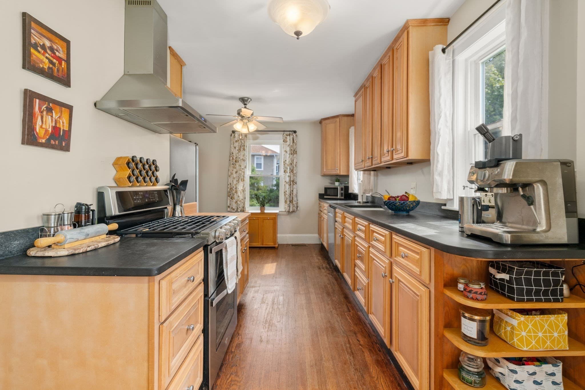 Condominium at 37 Everett St # 1, Waltham MA 02453, Waltham, photo 14 of 22