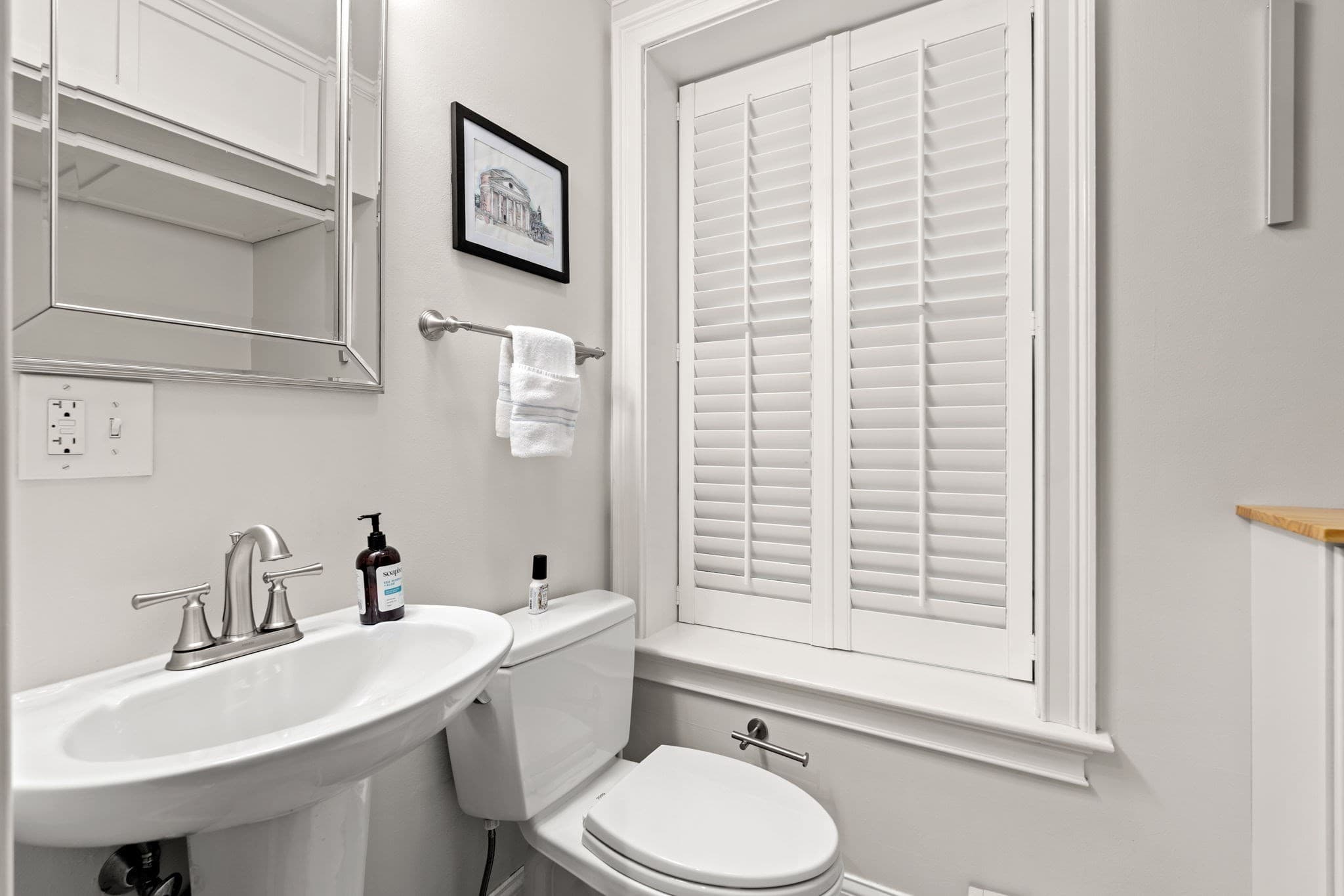Condominium at 4 Cook St # 1, Boston MA 02129, Boston, photo 10 of 13