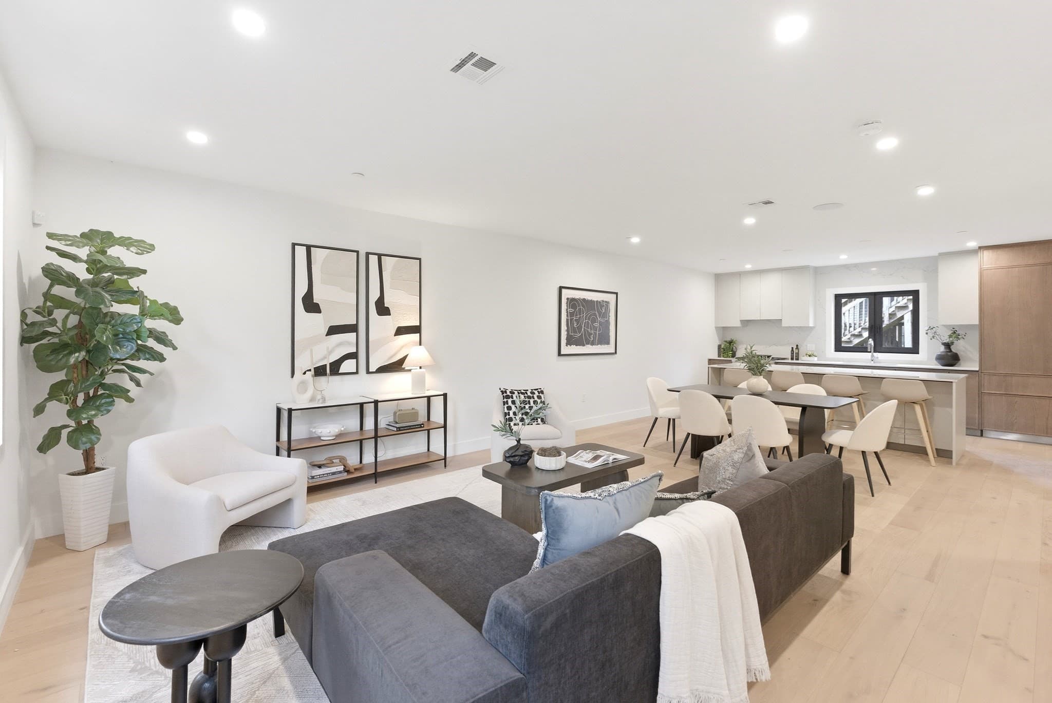 Single Family Residence at 209 Tudor Street, Boston MA 02127, Boston, photo 6 of 34