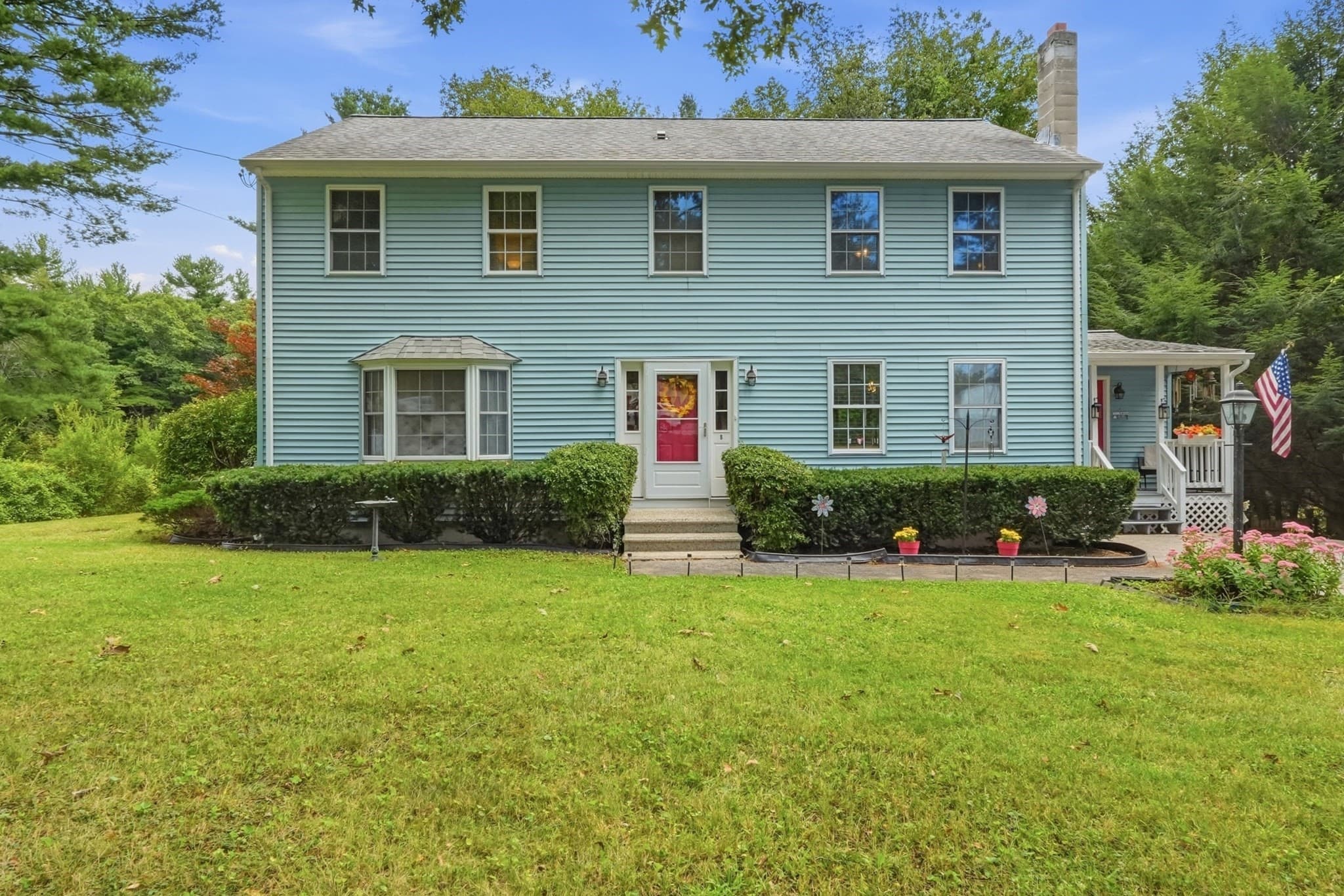 Single Family Residence at 8 Glenmere Rd, Charlton MA 01507, Charlton, photo 2 of 29