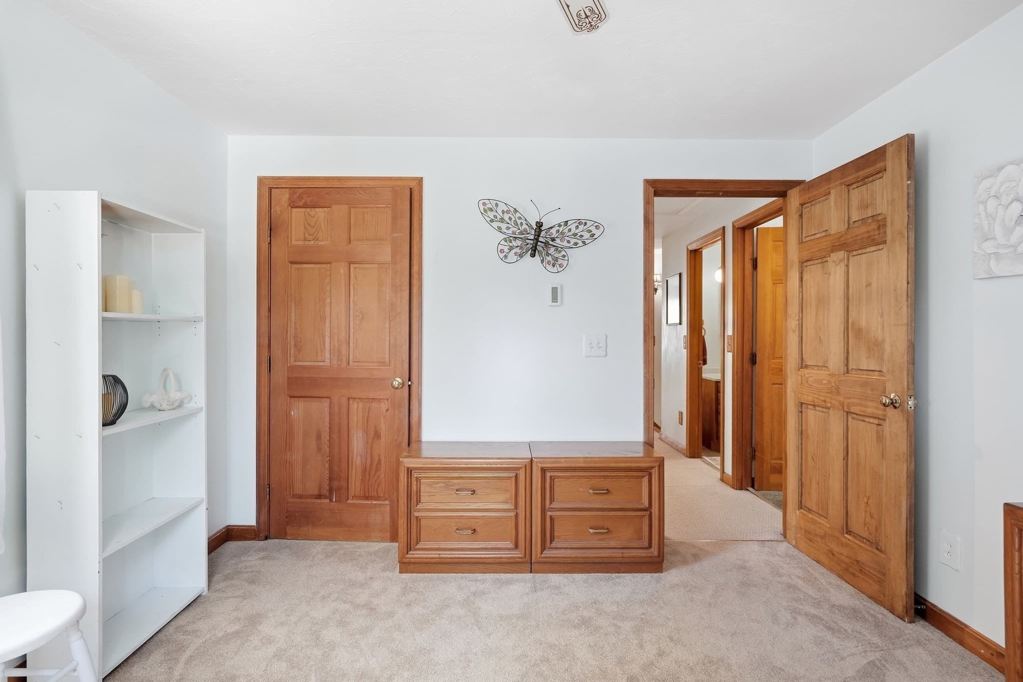 Single Family Residence at 8 Glenmere Rd, Charlton MA 01507, Charlton, photo 16 of 29