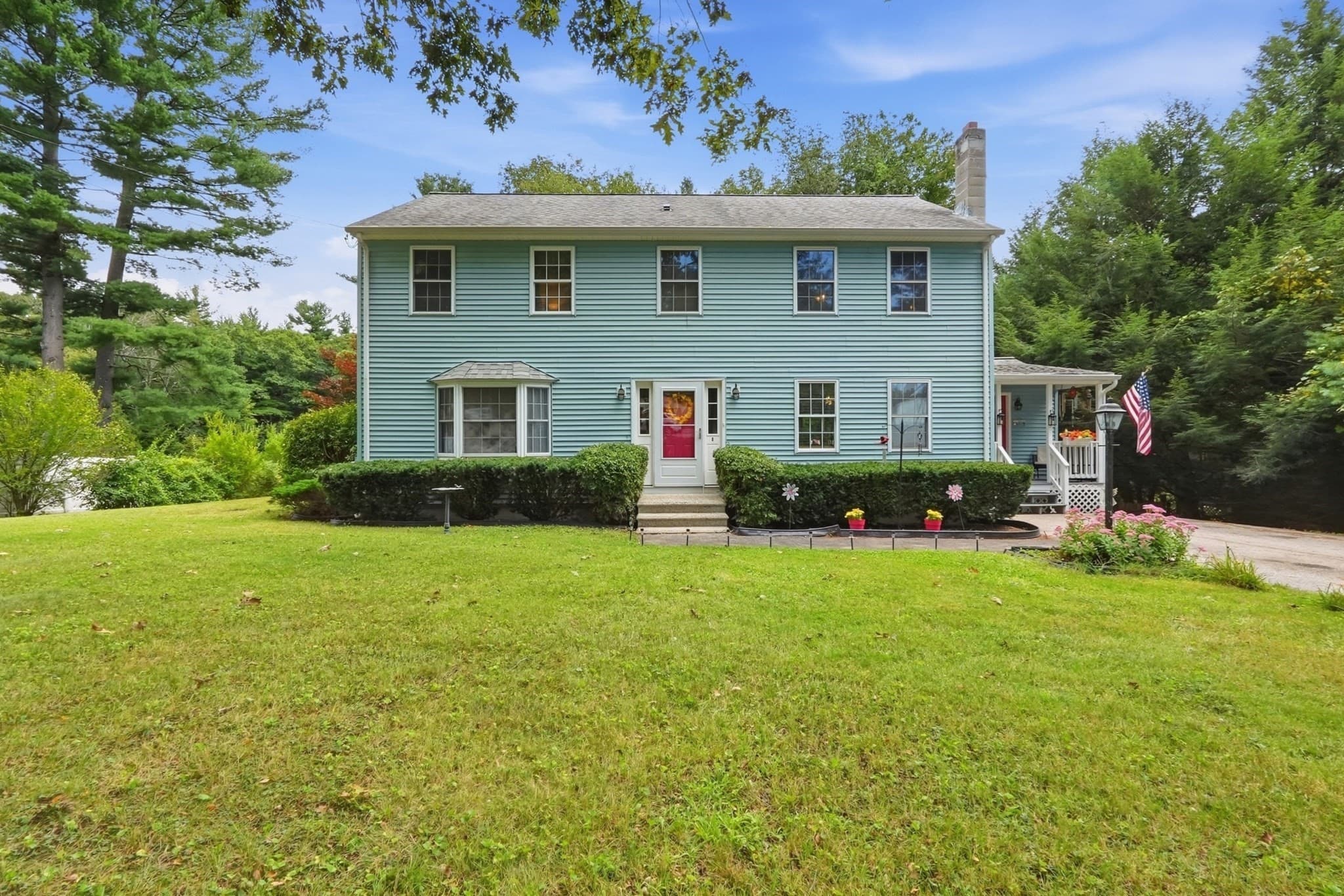 Single Family Residence at 8 Glenmere Rd, Charlton MA 01507, Charlton, photo 20 of 29
