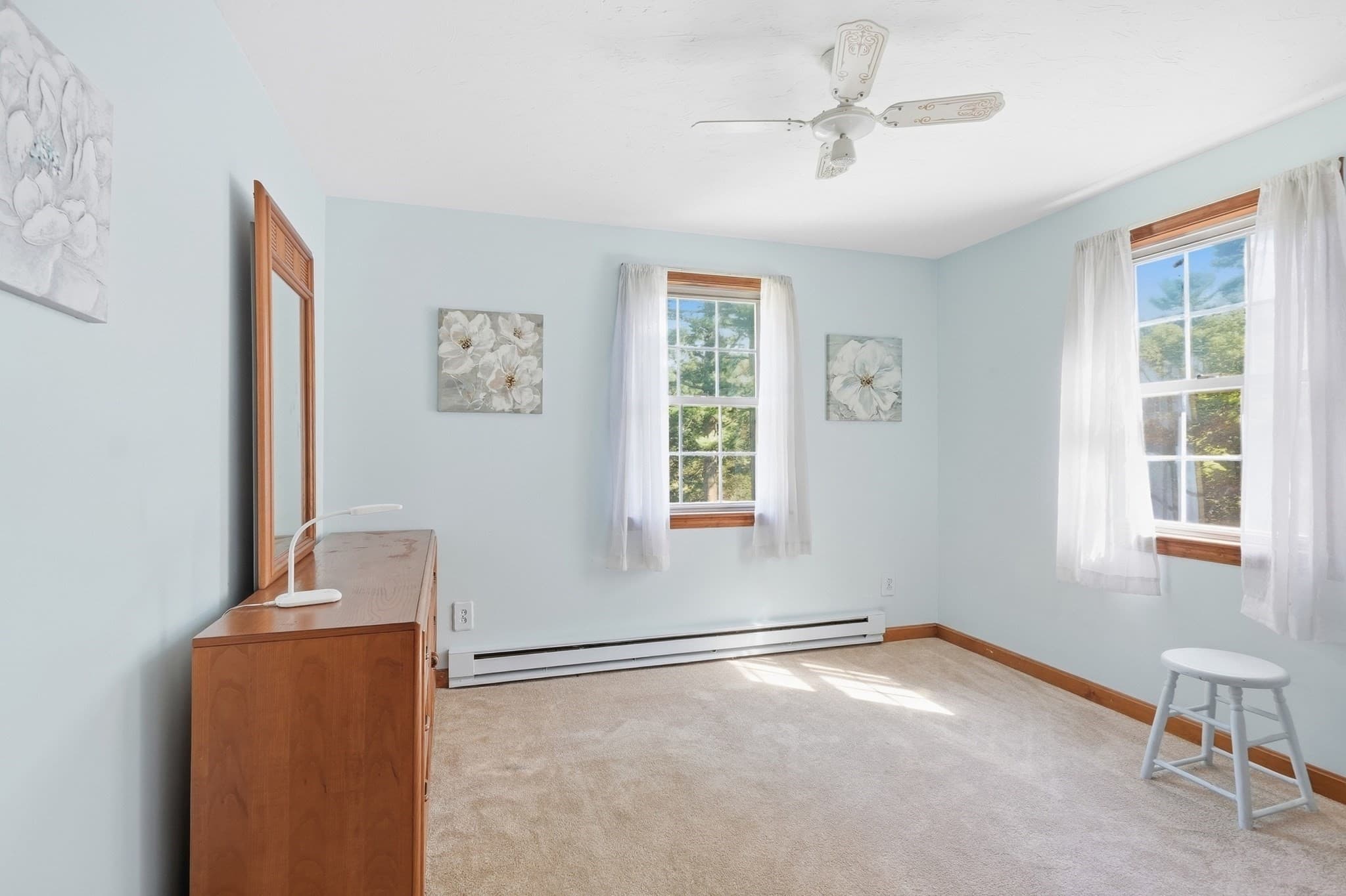 Single Family Residence at 8 Glenmere Rd, Charlton MA 01507, Charlton, photo 10 of 29
