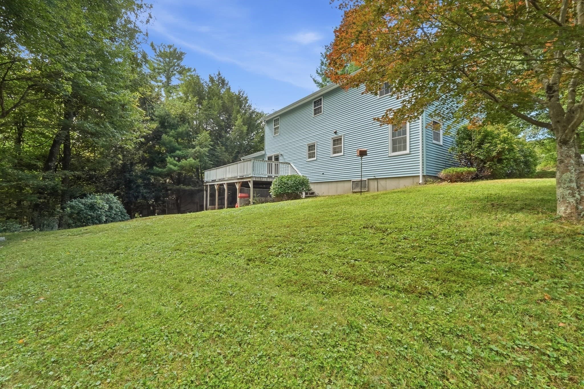 Single Family Residence at 8 Glenmere Rd, Charlton MA 01507, Charlton, photo 21 of 29