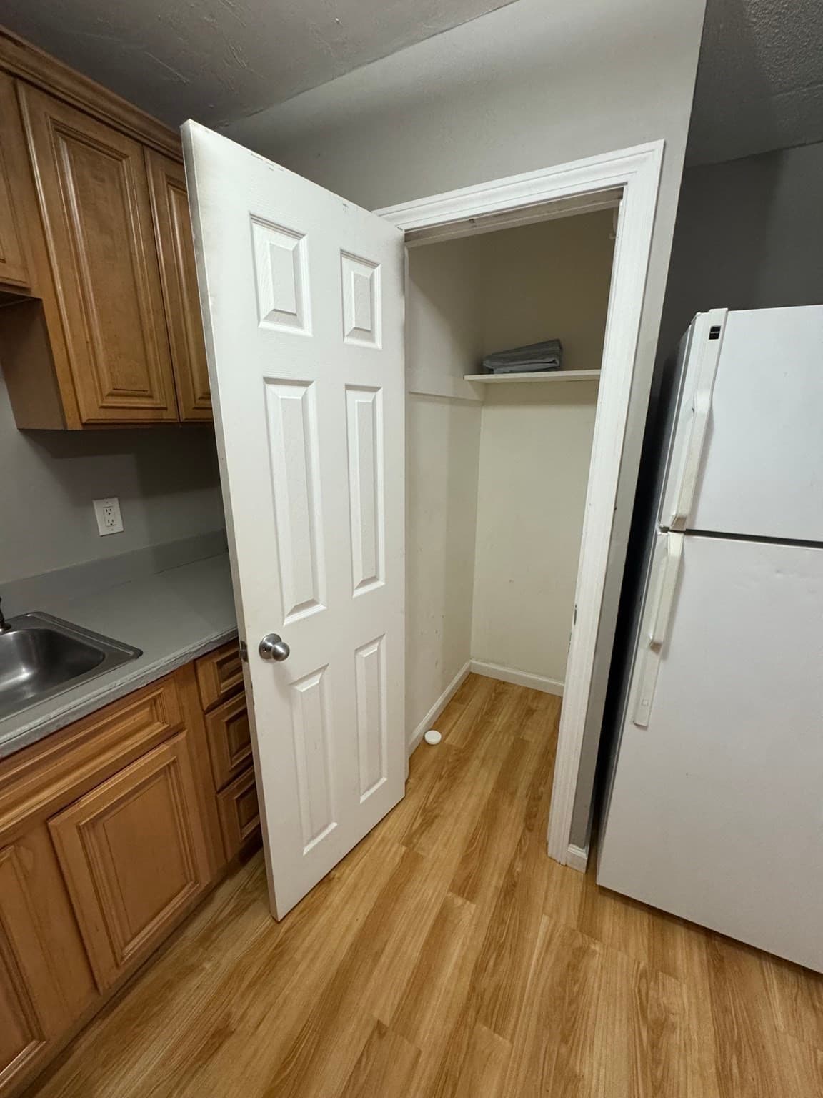 Condominium at 9 Chapel Hill Dr. # 6, Plymouth MA 02360, Plymouth, photo 6 of 18