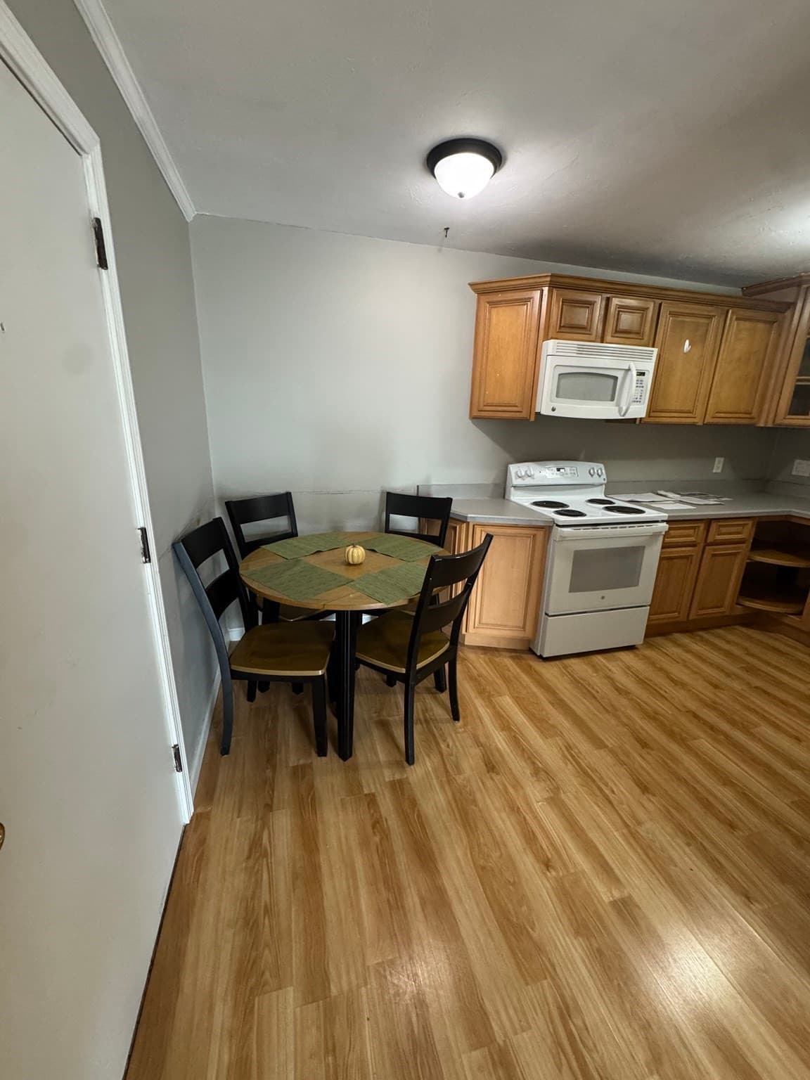 Condominium at 9 Chapel Hill Dr. # 6, Plymouth MA 02360, Plymouth, photo 5 of 18