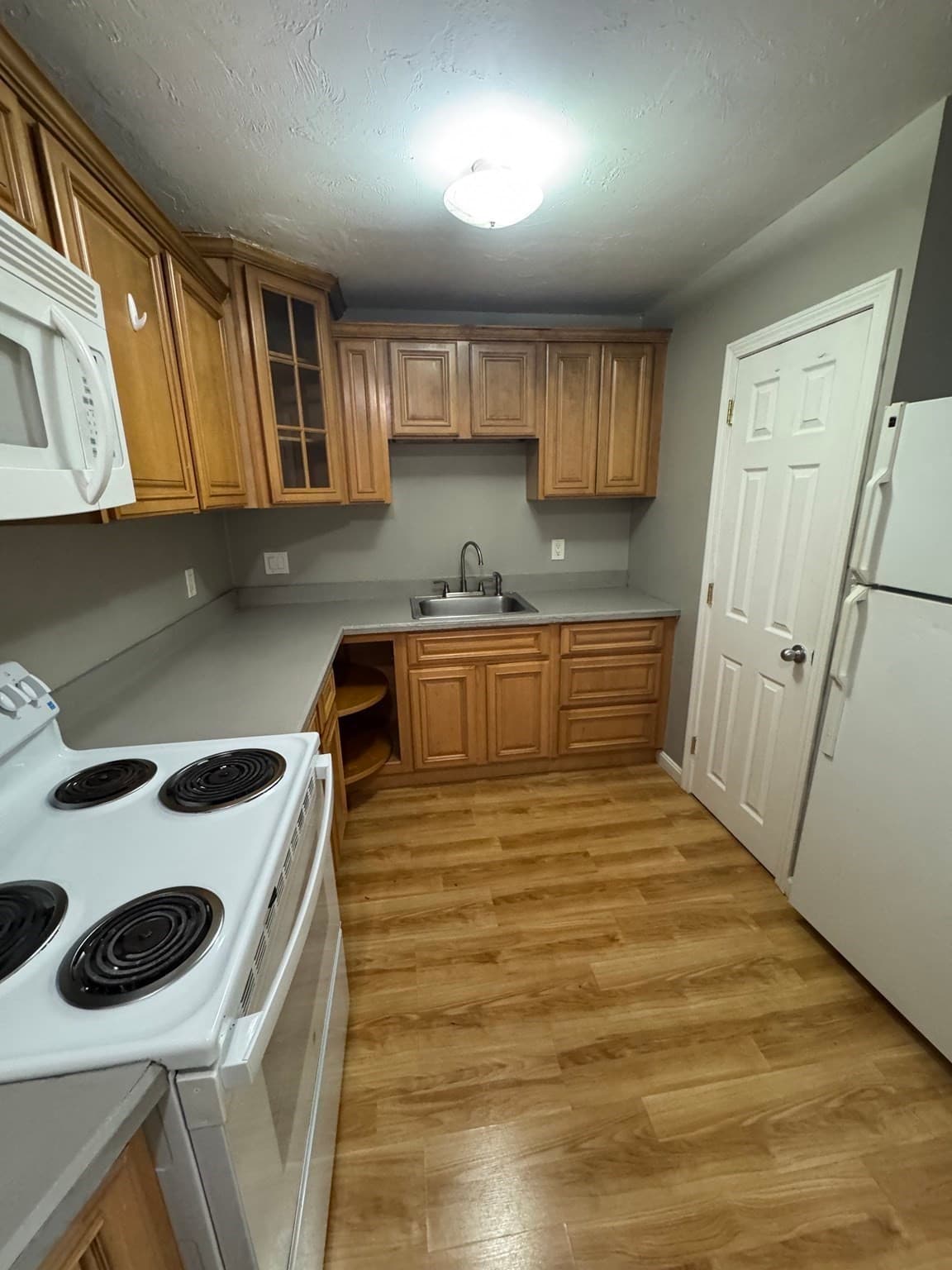 Condominium at 9 Chapel Hill Dr. # 6, Plymouth MA 02360, Plymouth, photo 4 of 18