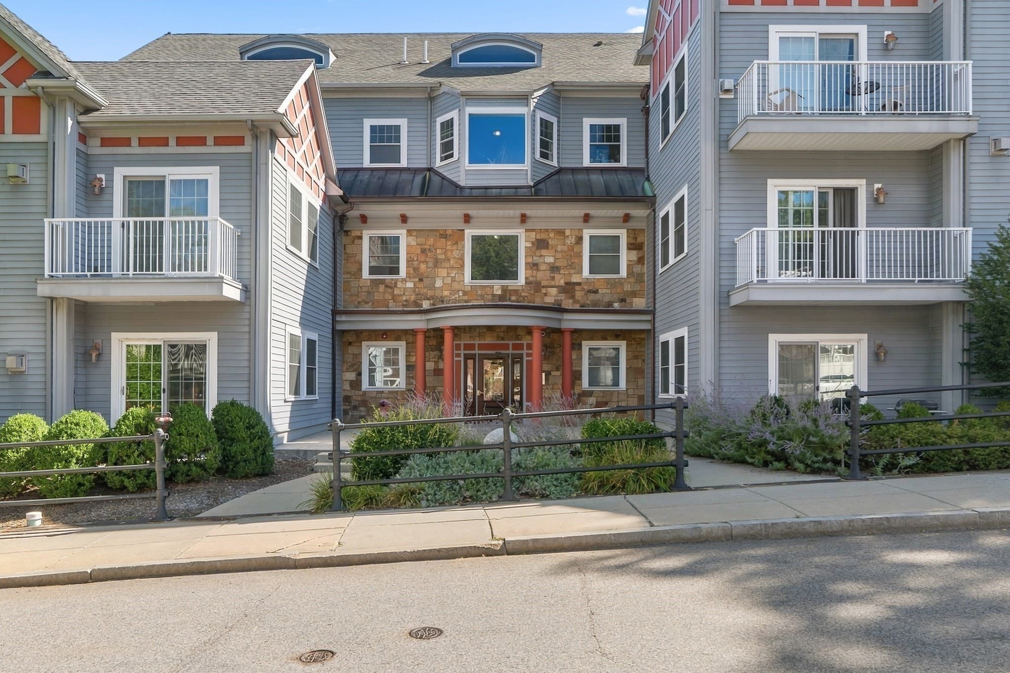 Condominium at 224 Florence St # 10, Boston MA 02131, Boston, photo 39 of 39