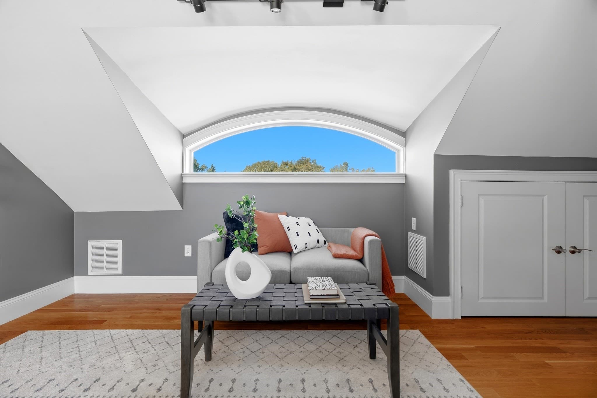 Condominium at 224 Florence St # 10, Boston MA 02131, Boston, photo 21 of 39
