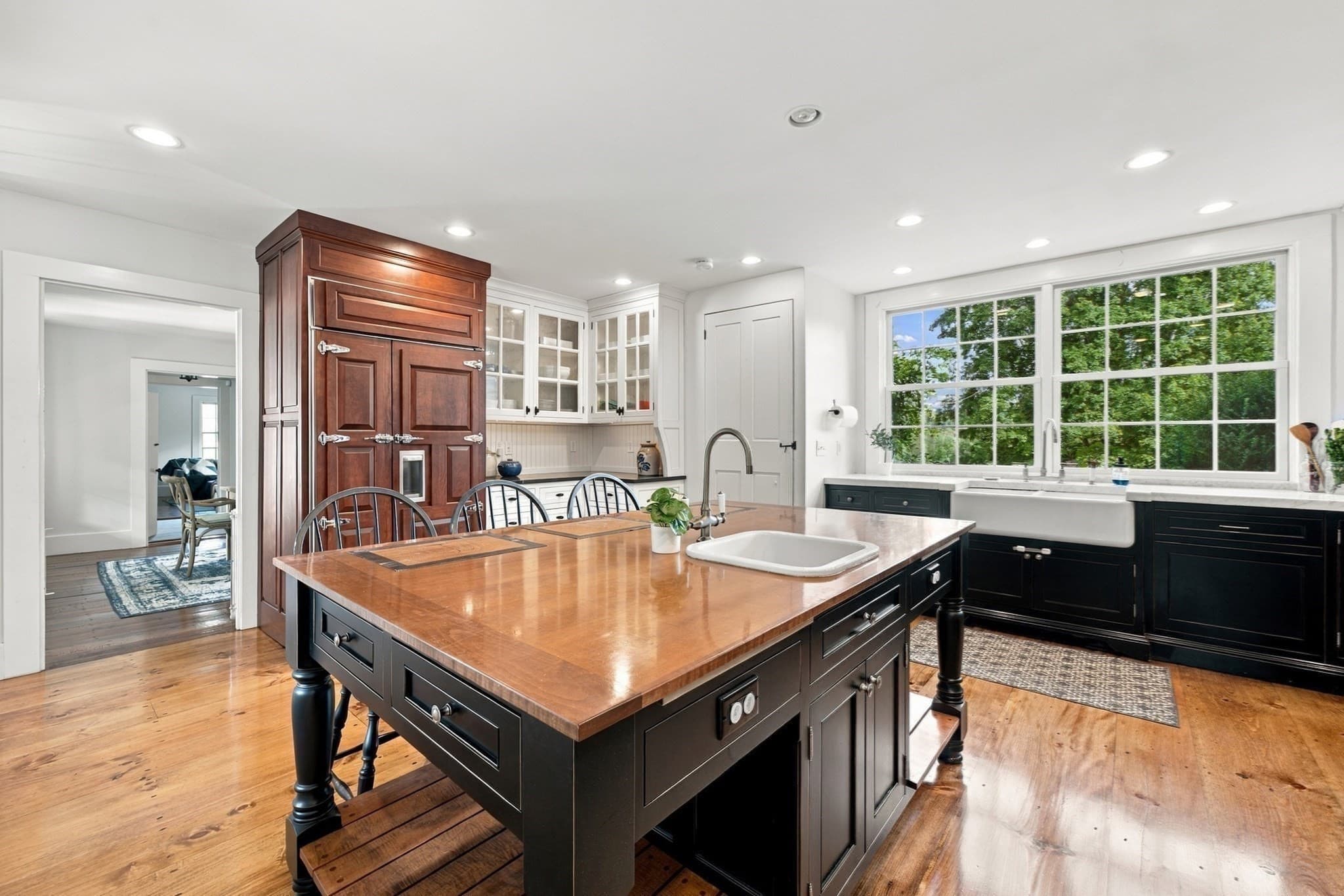 Single Family Residence at 304 Warren Rd, Brimfield MA 01010, photo 11 of 42