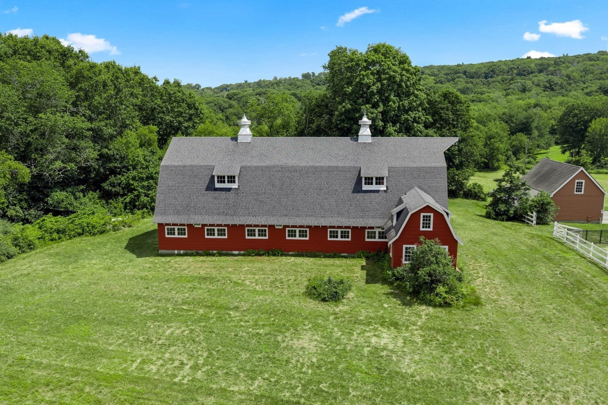 Single Family Residence at 304 Warren Rd, Brimfield MA 01010, photo 35 of 42