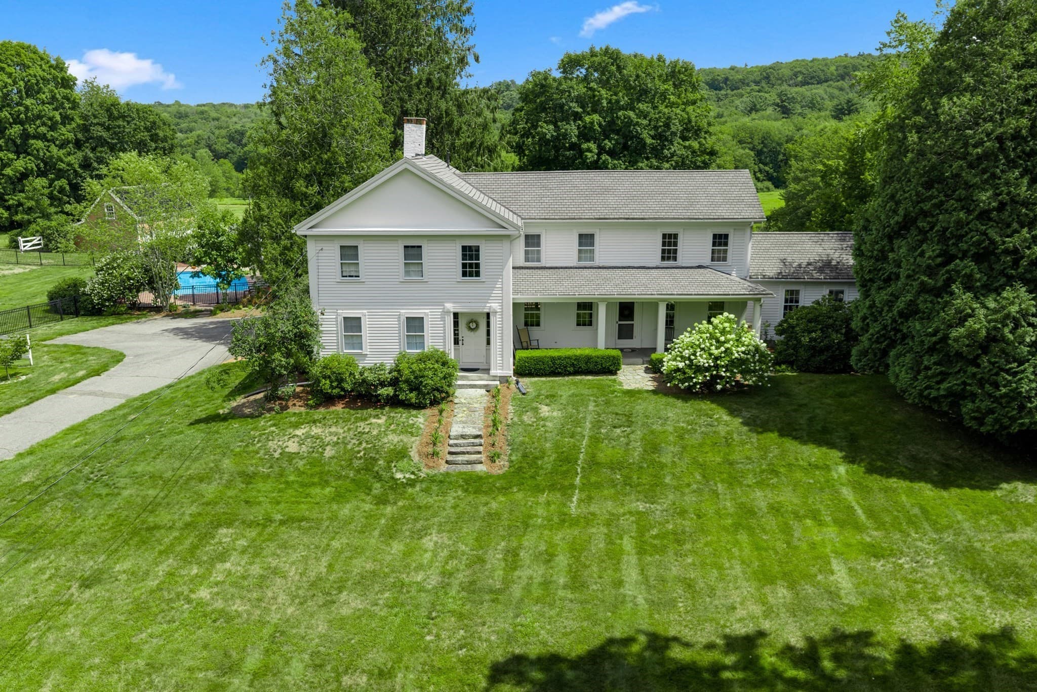 Single Family Residence at 304 Warren Rd, Brimfield MA 01010, photo 4 of 42