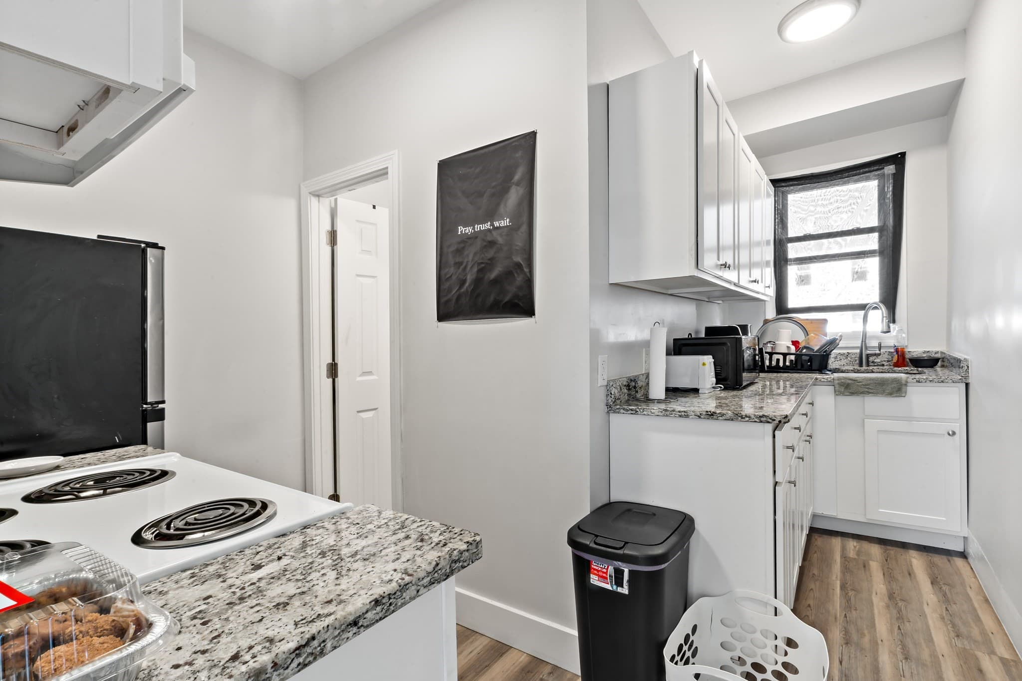 5-9 Family at 86 Beetle St, New Bedford MA 02746, New Bedford, photo 17 of 38