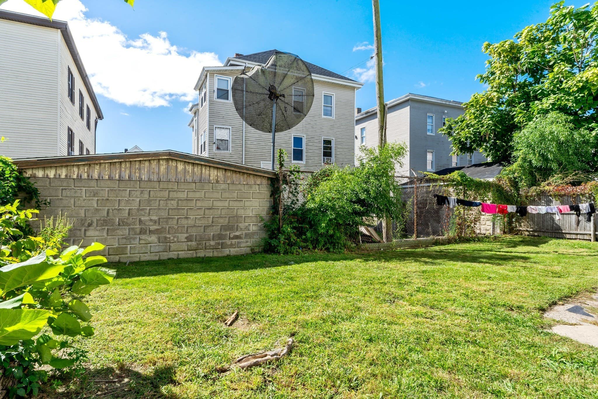 5-9 Family at 86 Beetle St, New Bedford MA 02746, New Bedford, photo 10 of 38
