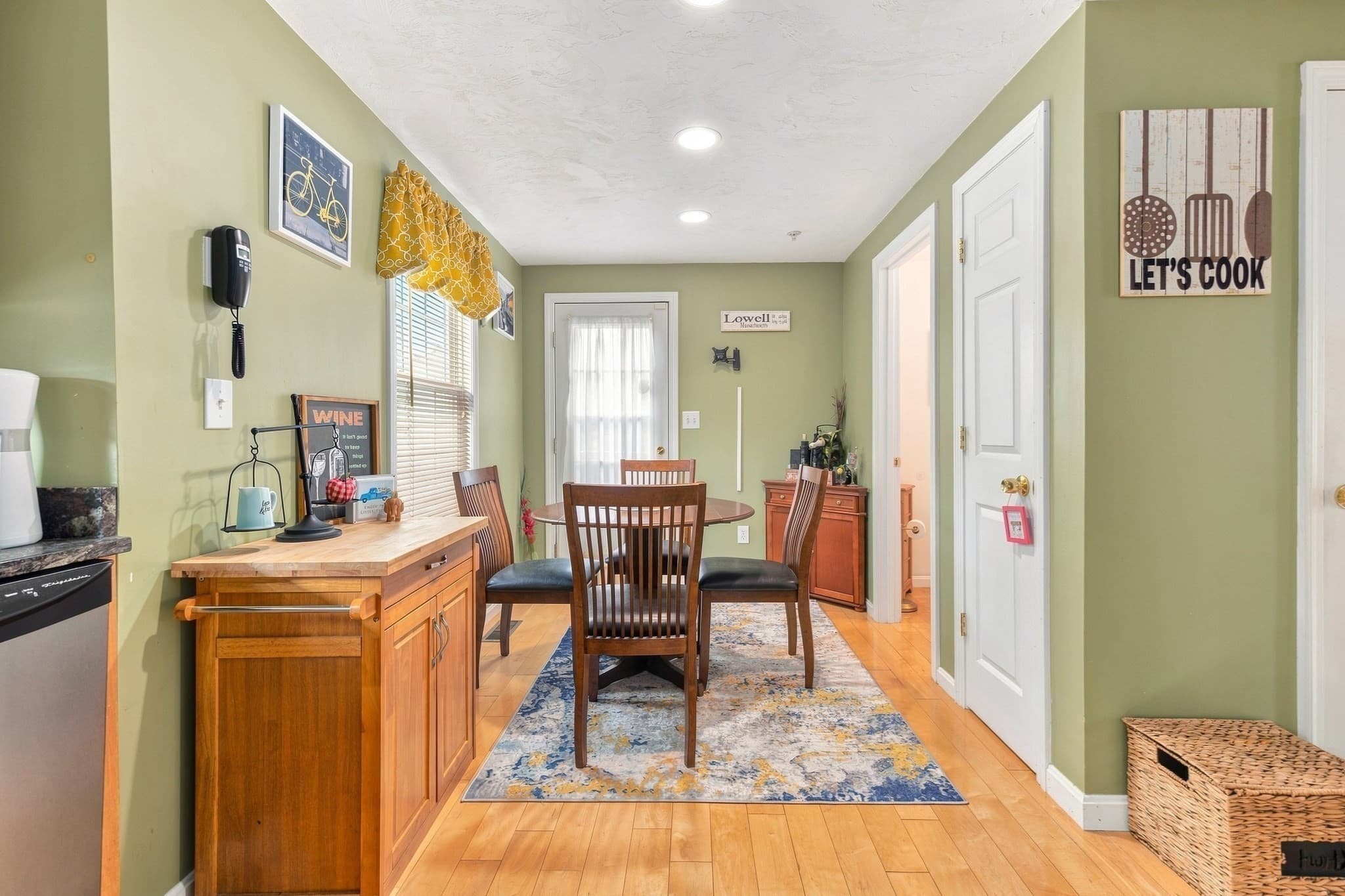 Condominium at 417 Hildreth St # 5, Lowell MA 01850, Lowell, photo 4 of 20