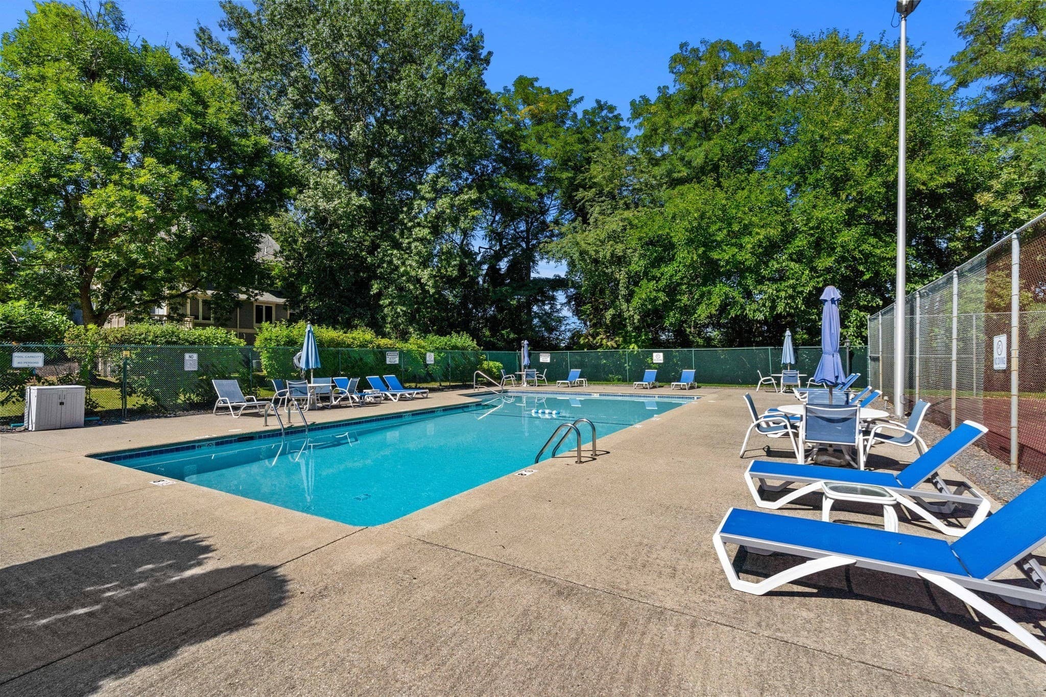 Condominium at 63 Landing Dr # 63, Methuen MA 01844, Methuen, photo 2 of 41
