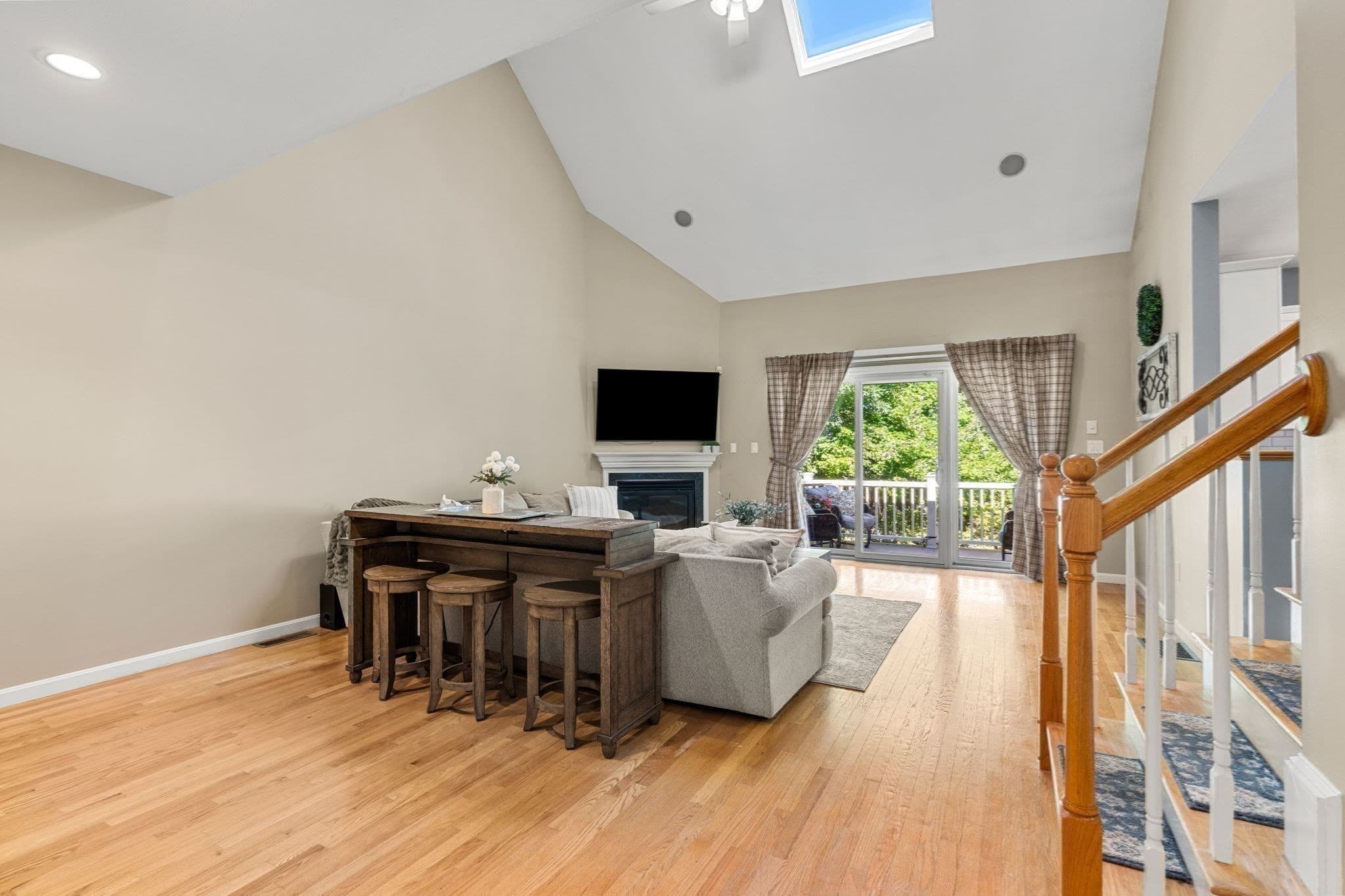 Condominium at 63 Landing Dr # 63, Methuen MA 01844, Methuen, photo 6 of 41