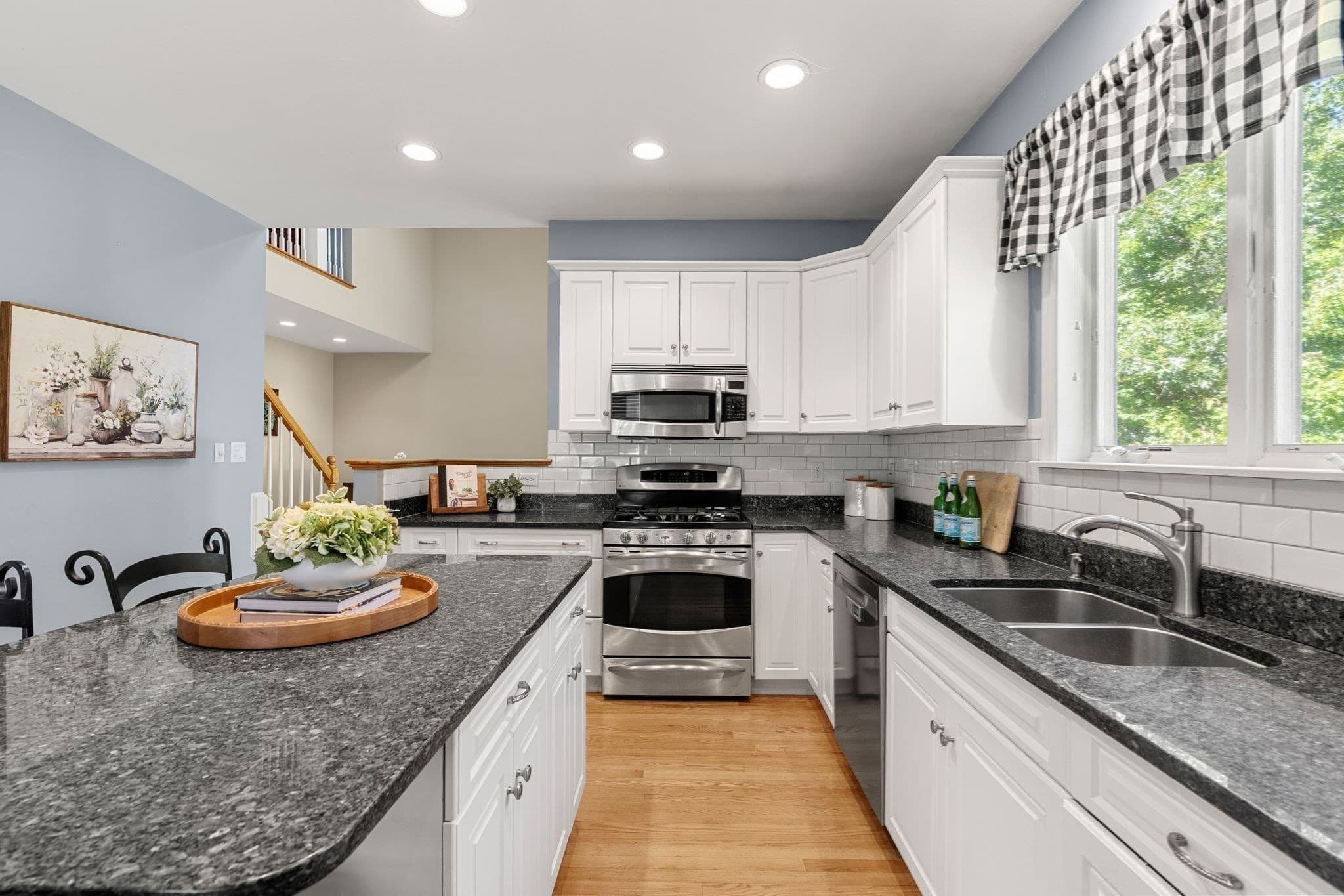Condominium at 63 Landing Dr # 63, Methuen MA 01844, Methuen, photo 13 of 41