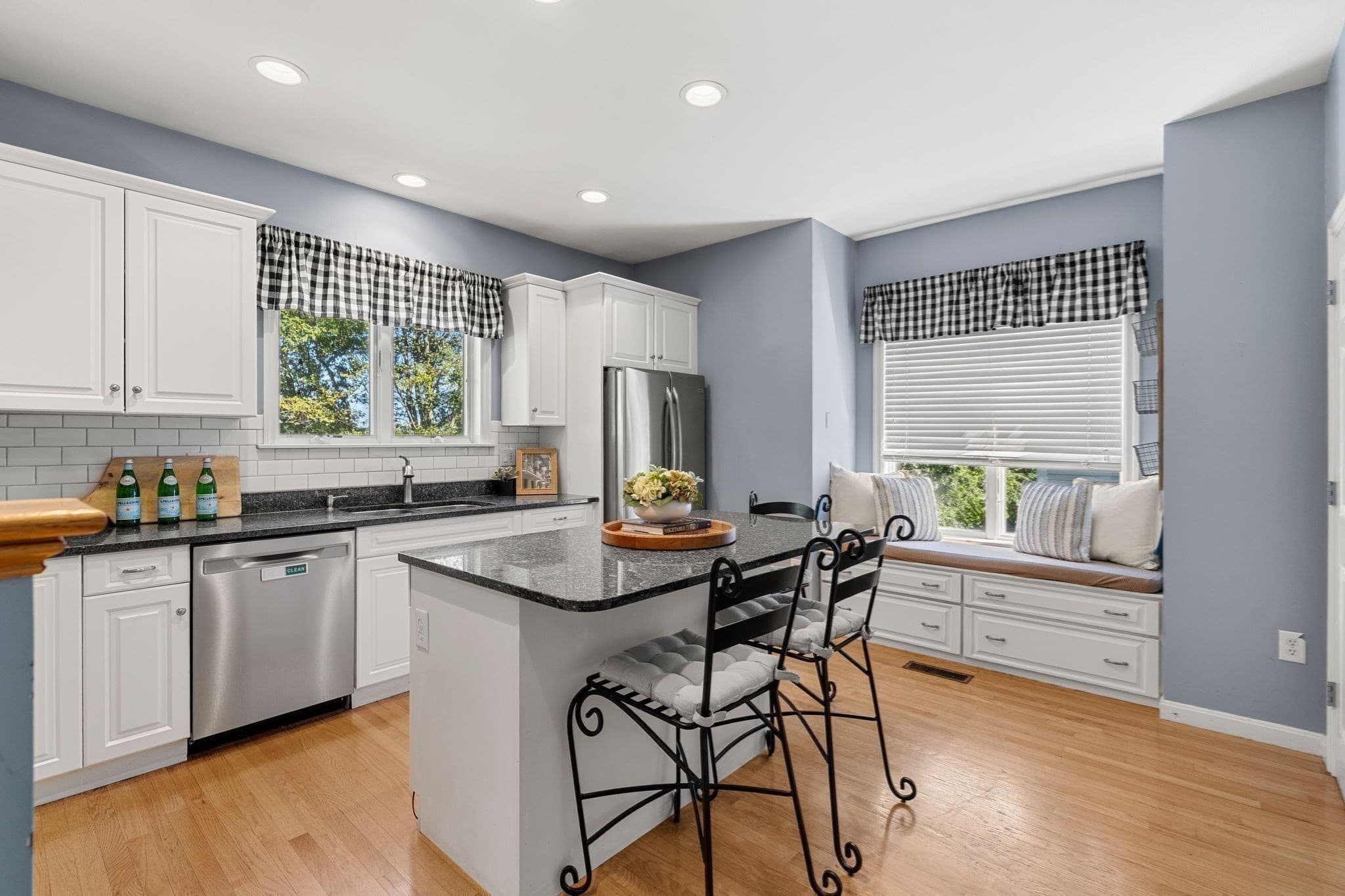 Condominium at 63 Landing Dr # 63, Methuen MA 01844, Methuen, photo 12 of 41