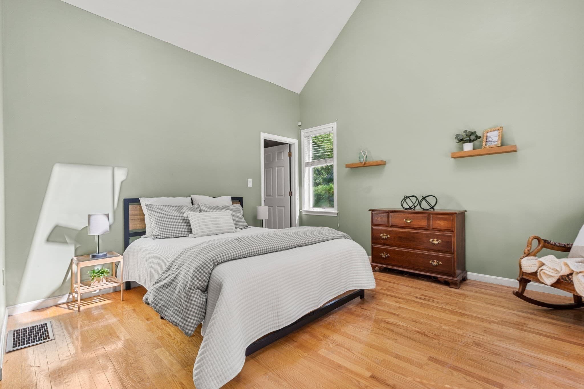 Condominium at 63 Landing Dr # 63, Methuen MA 01844, Methuen, photo 18 of 41