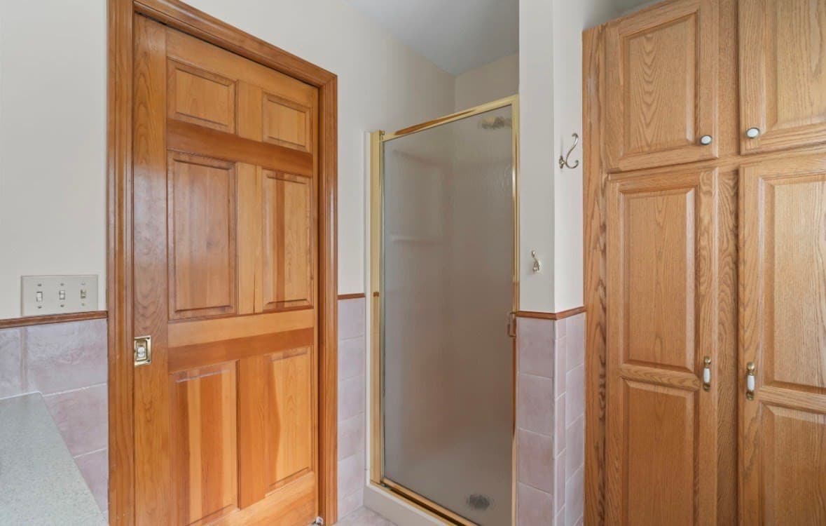 Single Family Residence at 6 Van Horn Street, West Springfield MA 01089, West Springfield, photo 30 of 40