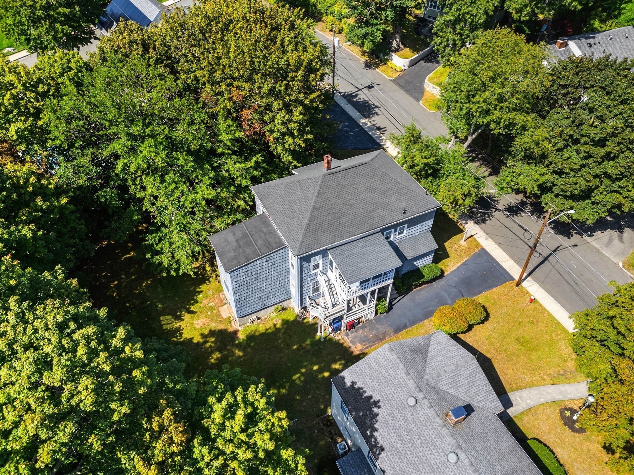 2 Family - 2 Units Up/Down at 131 Altamont Ave, Melrose MA 02176, Melrose, photo 27 of 33