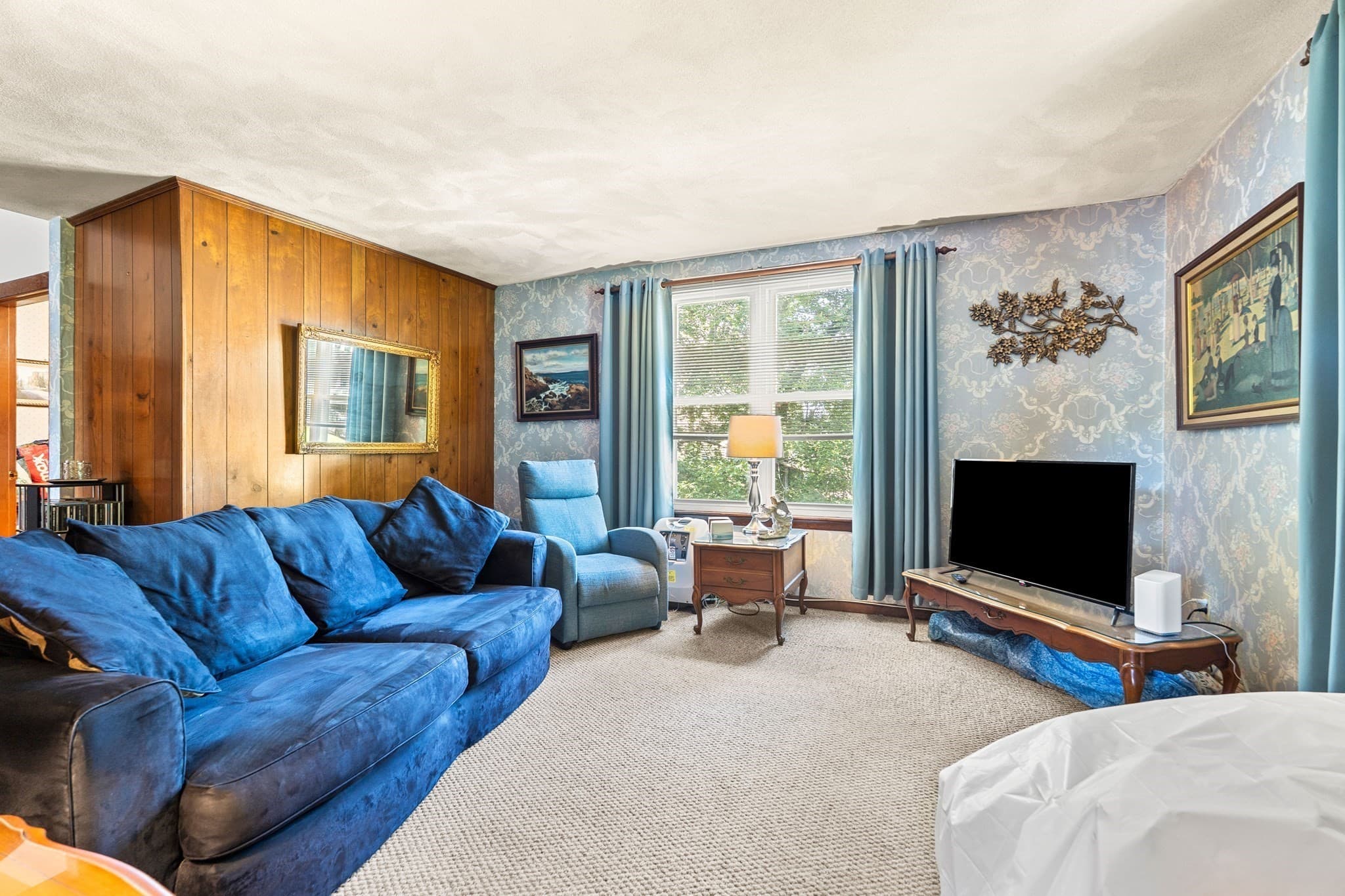 2 Family - 2 Units Up/Down at 131 Altamont Ave, Melrose MA 02176, Melrose, photo 17 of 33
