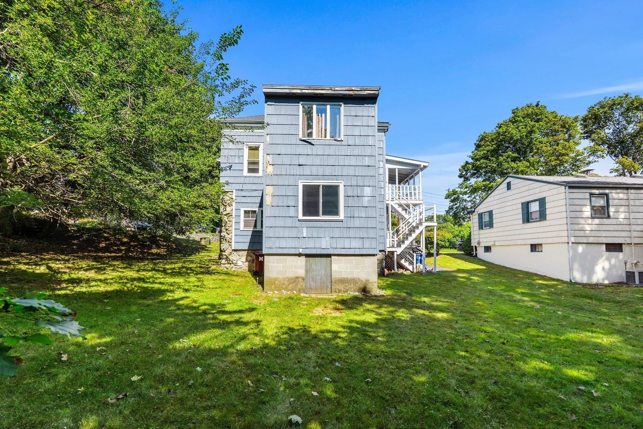 2 Family - 2 Units Up/Down at 131 Altamont Ave, Melrose MA 02176, Melrose, photo 25 of 33